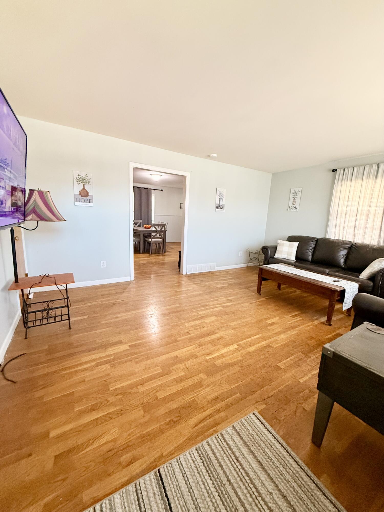 528 Ada Drive Property Photo 4