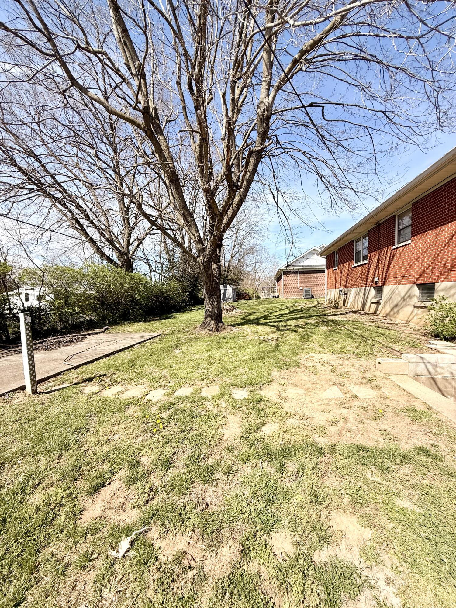 528 Ada Drive Property Photo 25
