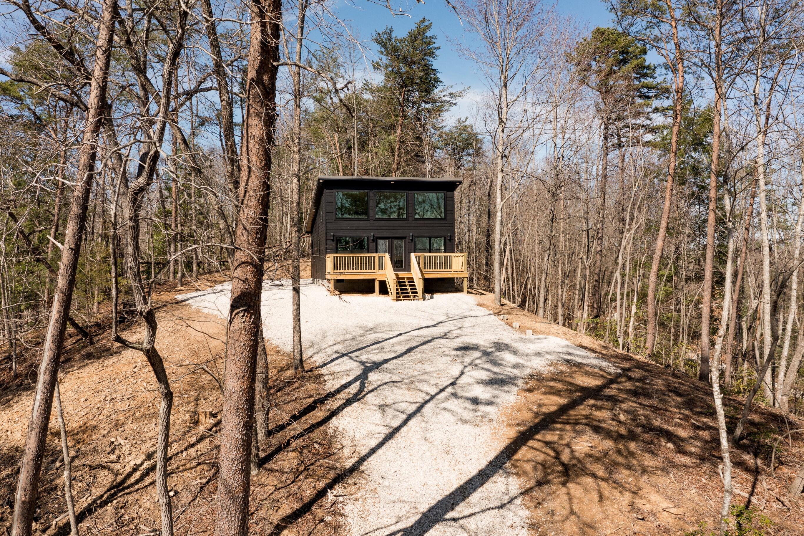 134 Holler Top Road Property Photo 3