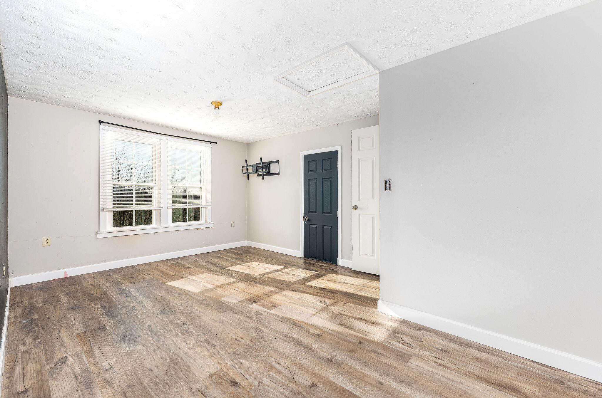 875 State Highway 3106 Property Photo 18