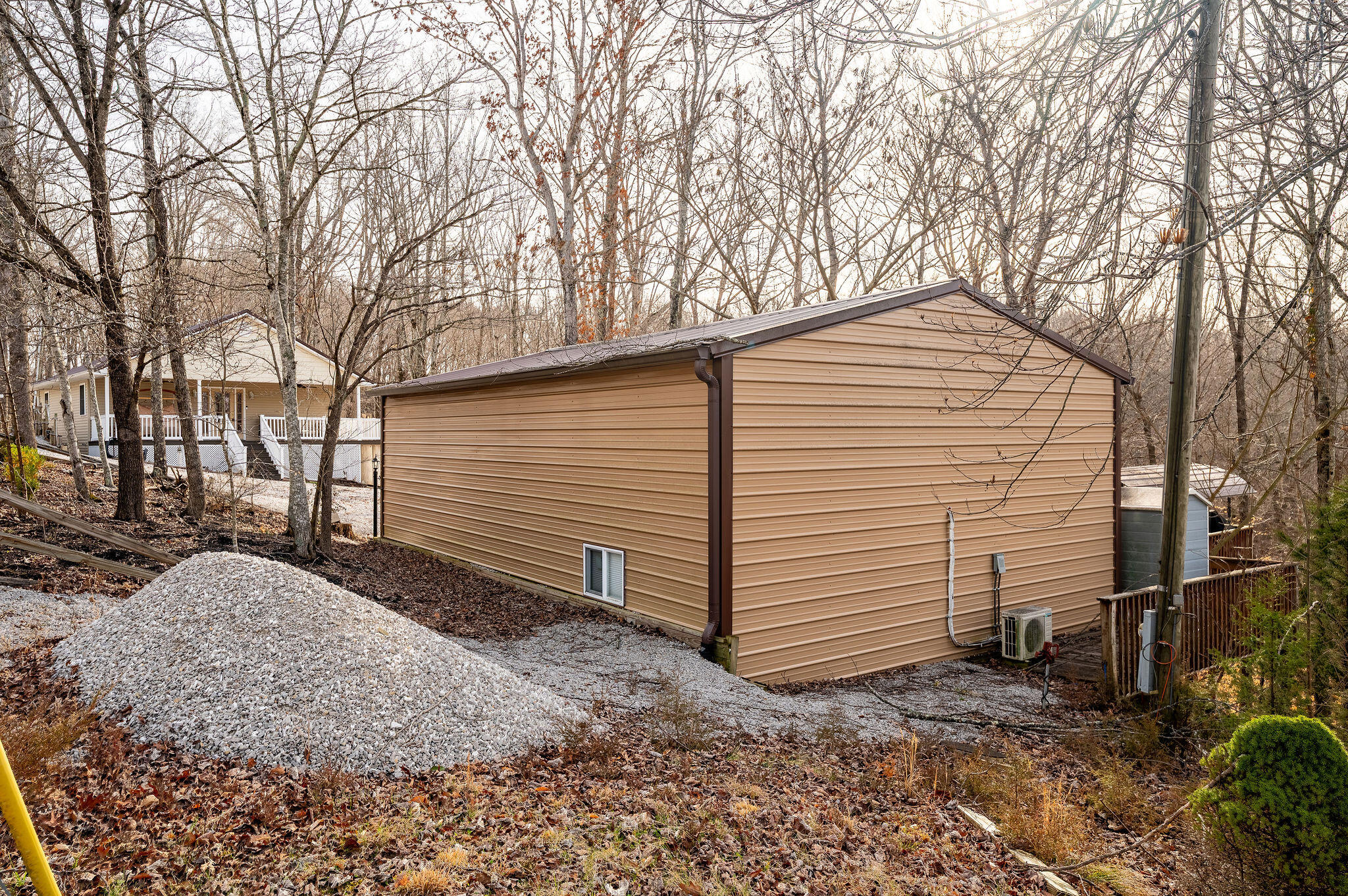 81 White Oak Lane Property Photo 38