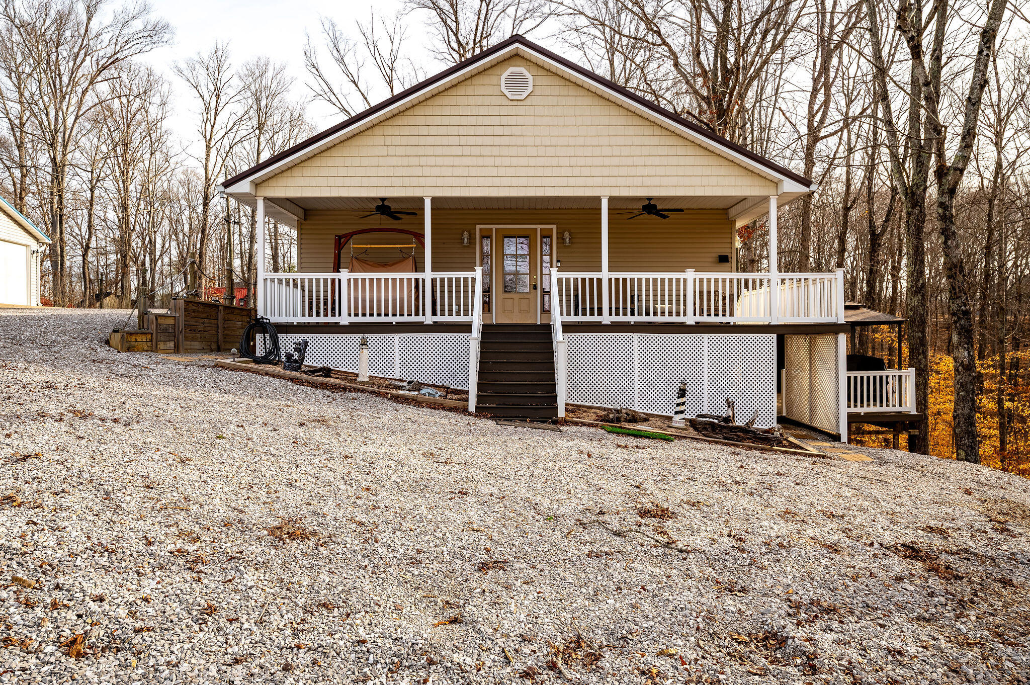 81 White Oak Lane Property Photo 40