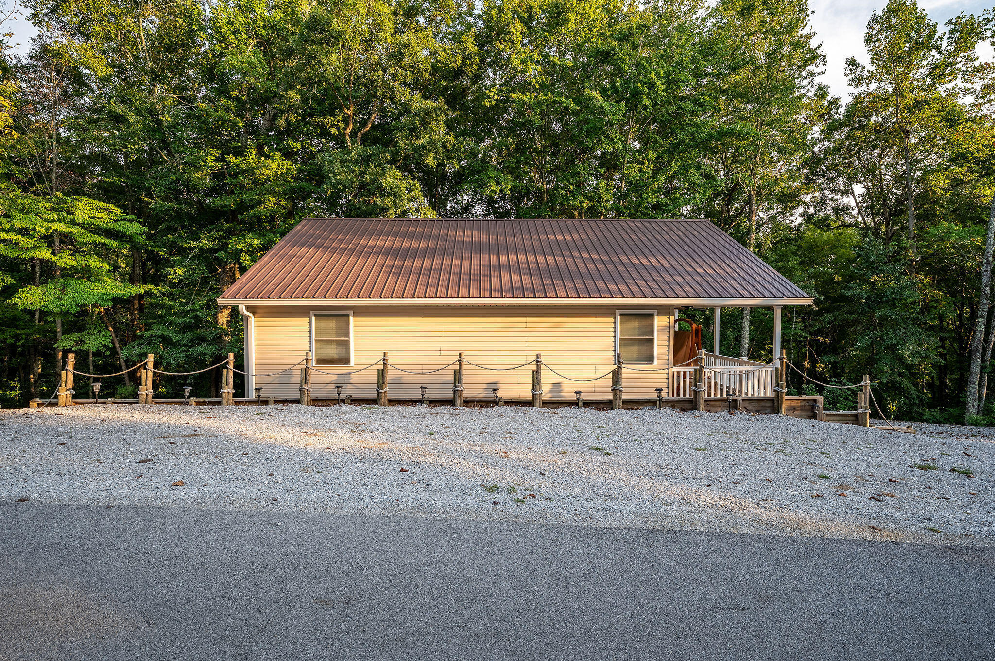 81 White Oak Lane Property Photo 42
