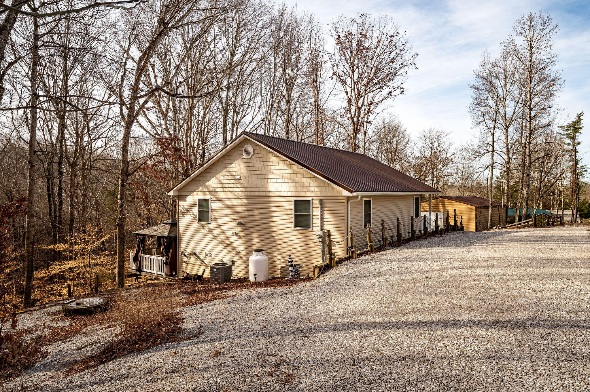 81 White Oak Lane Property Photo 44