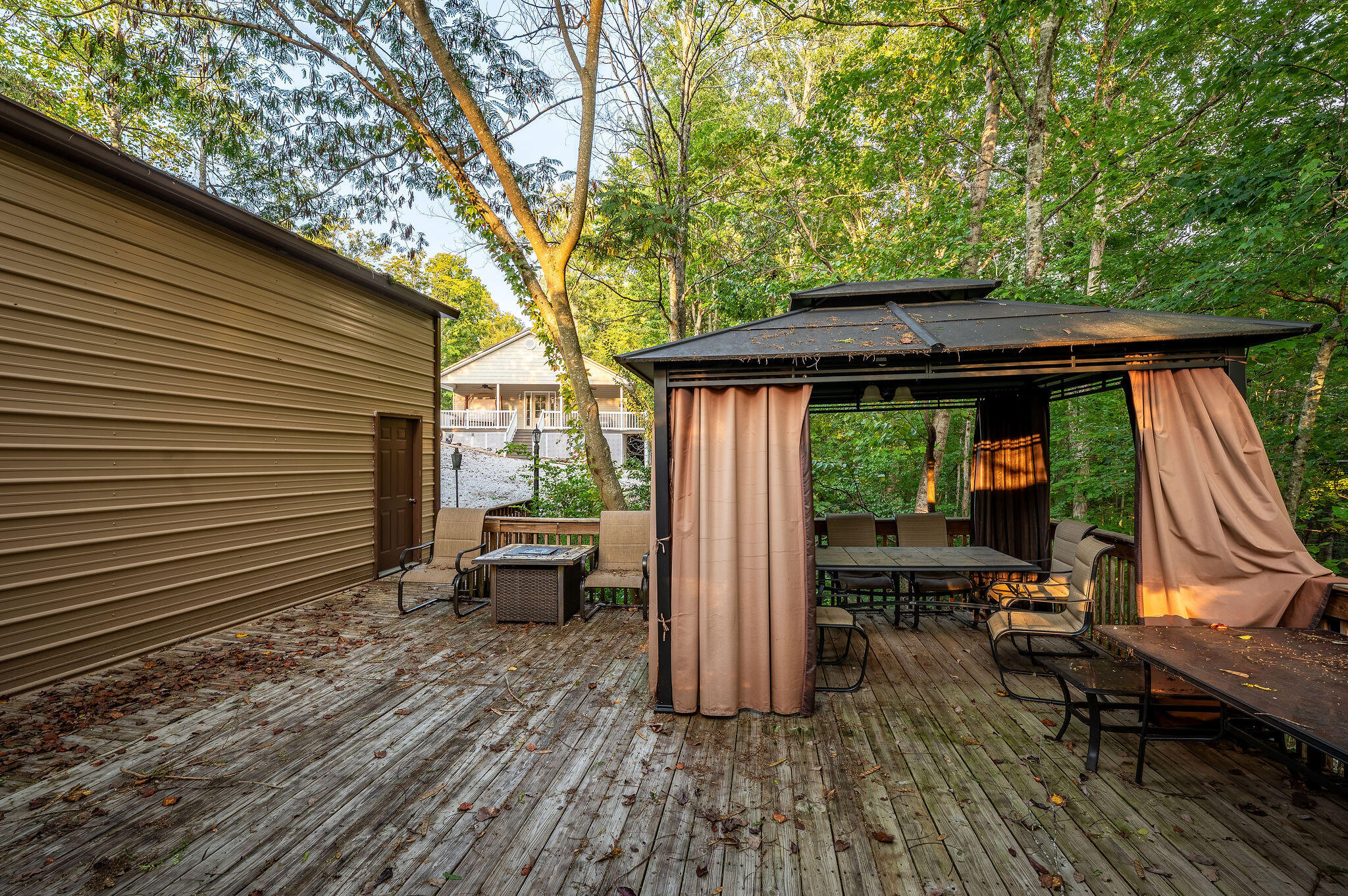 81 White Oak Lane Property Photo 47