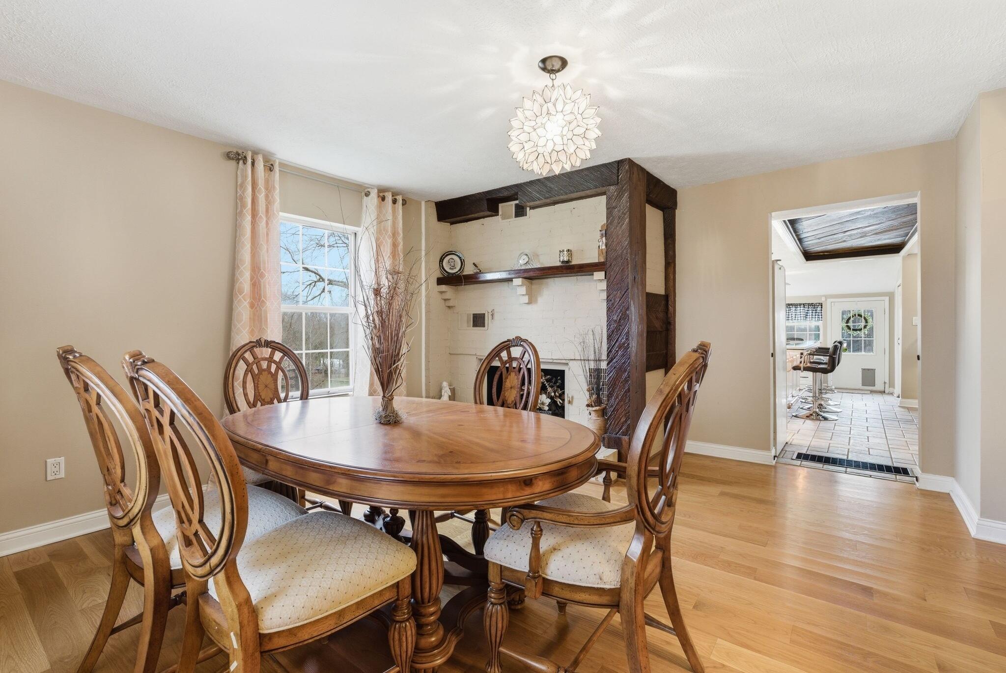 1600 Hickory Grove Road Property Photo 6