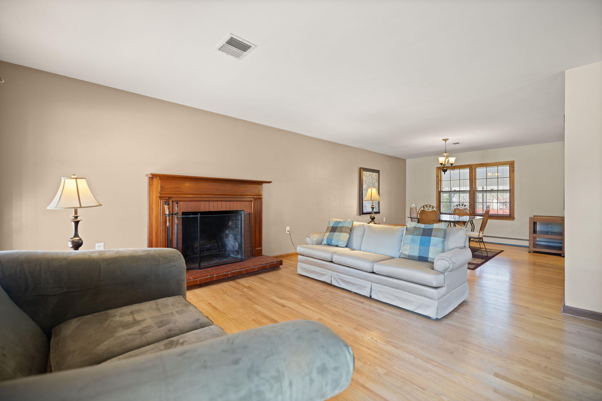 325 Maple Avenue Property Photo 20