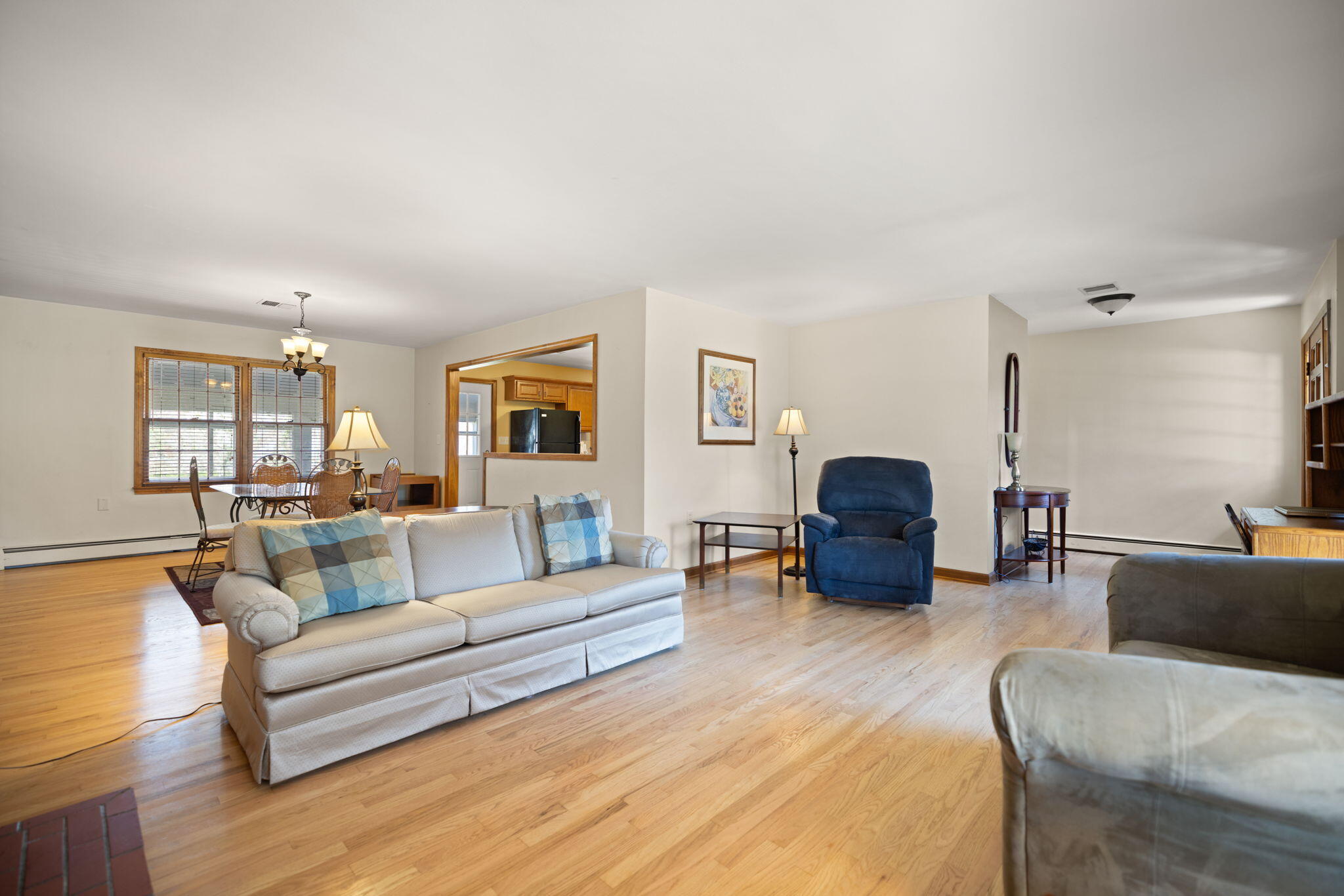 325 Maple Avenue Property Photo 21