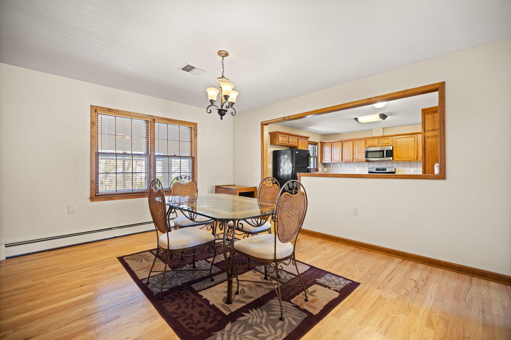 325 Maple Avenue Property Photo 26