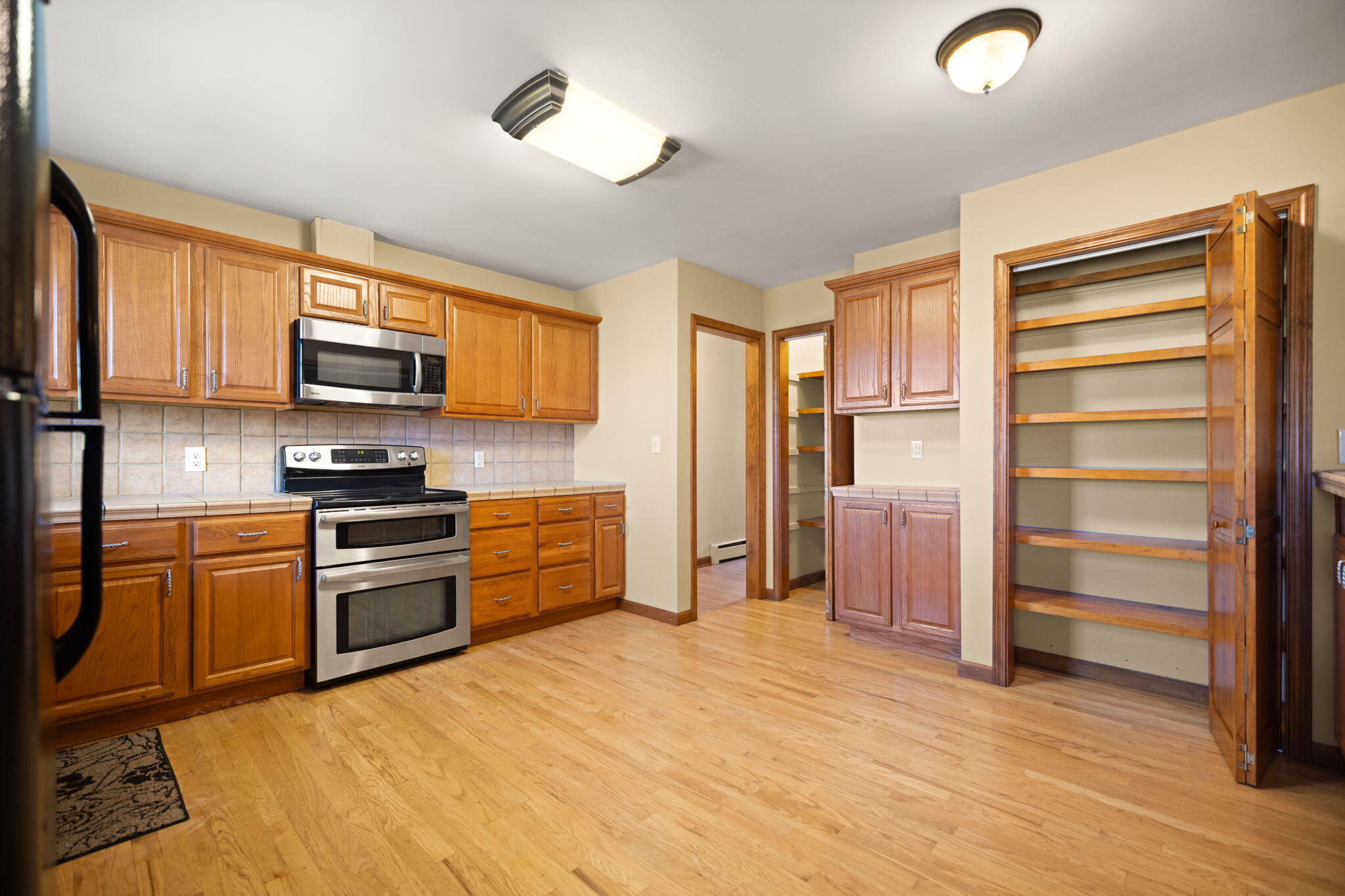 325 Maple Avenue Property Photo 29