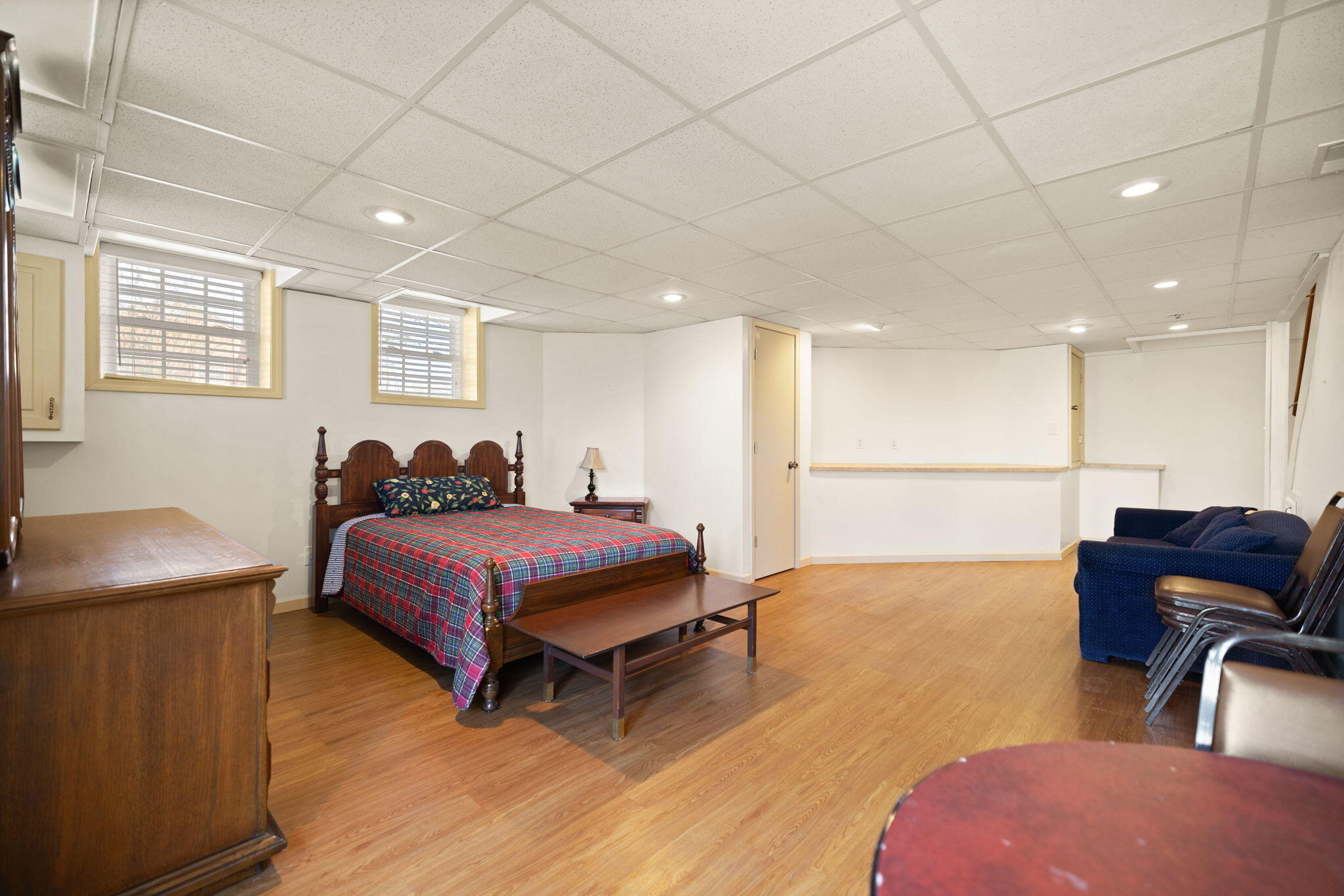 325 Maple Avenue Property Photo 45