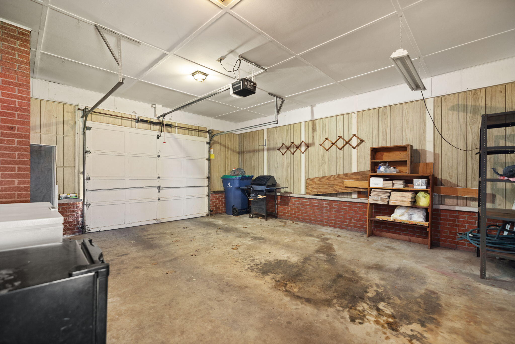 325 Maple Avenue Property Photo 55