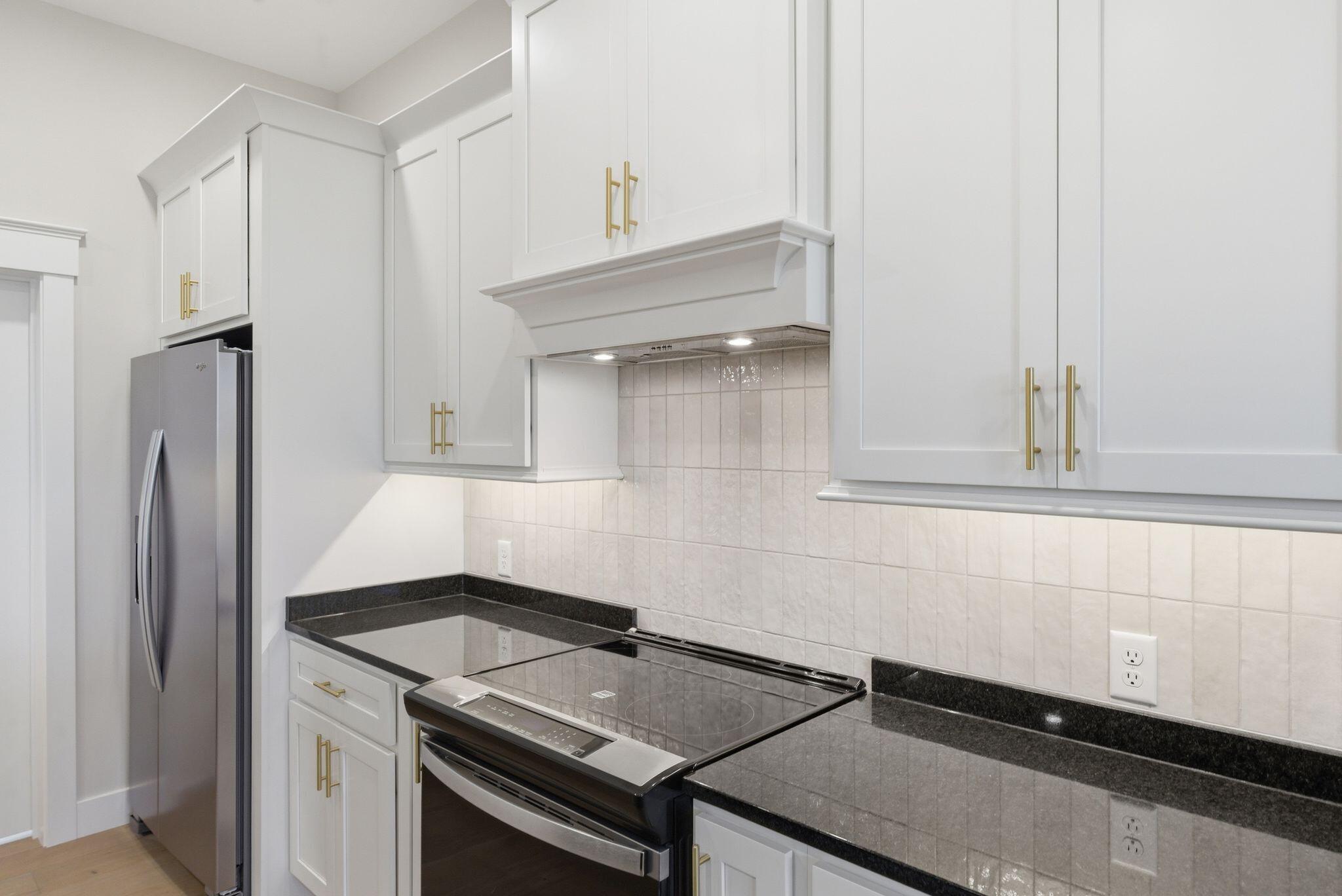 40 Waterfall Way Property Photo 37