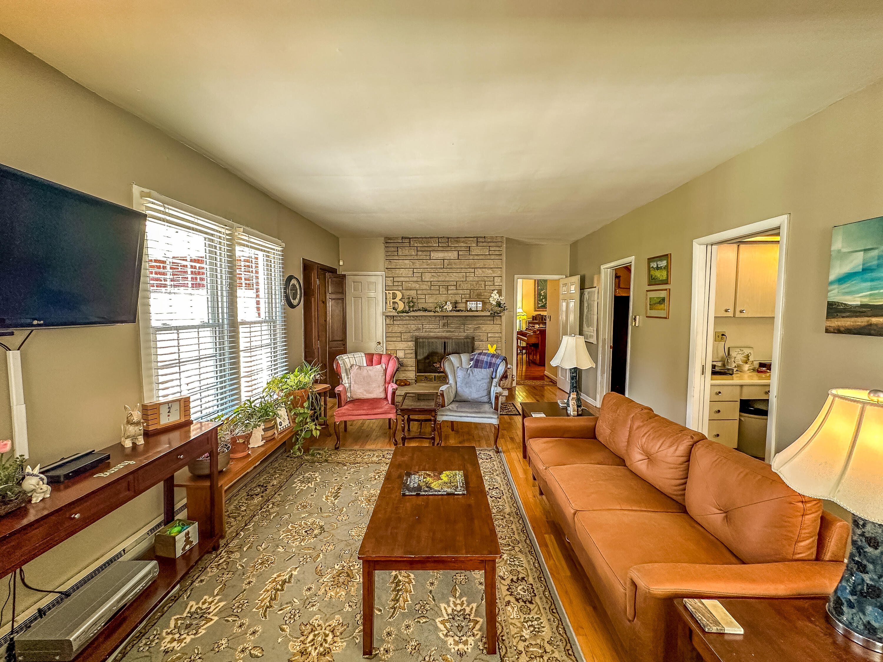 7581 Mcwhorter Road Property Photo 3