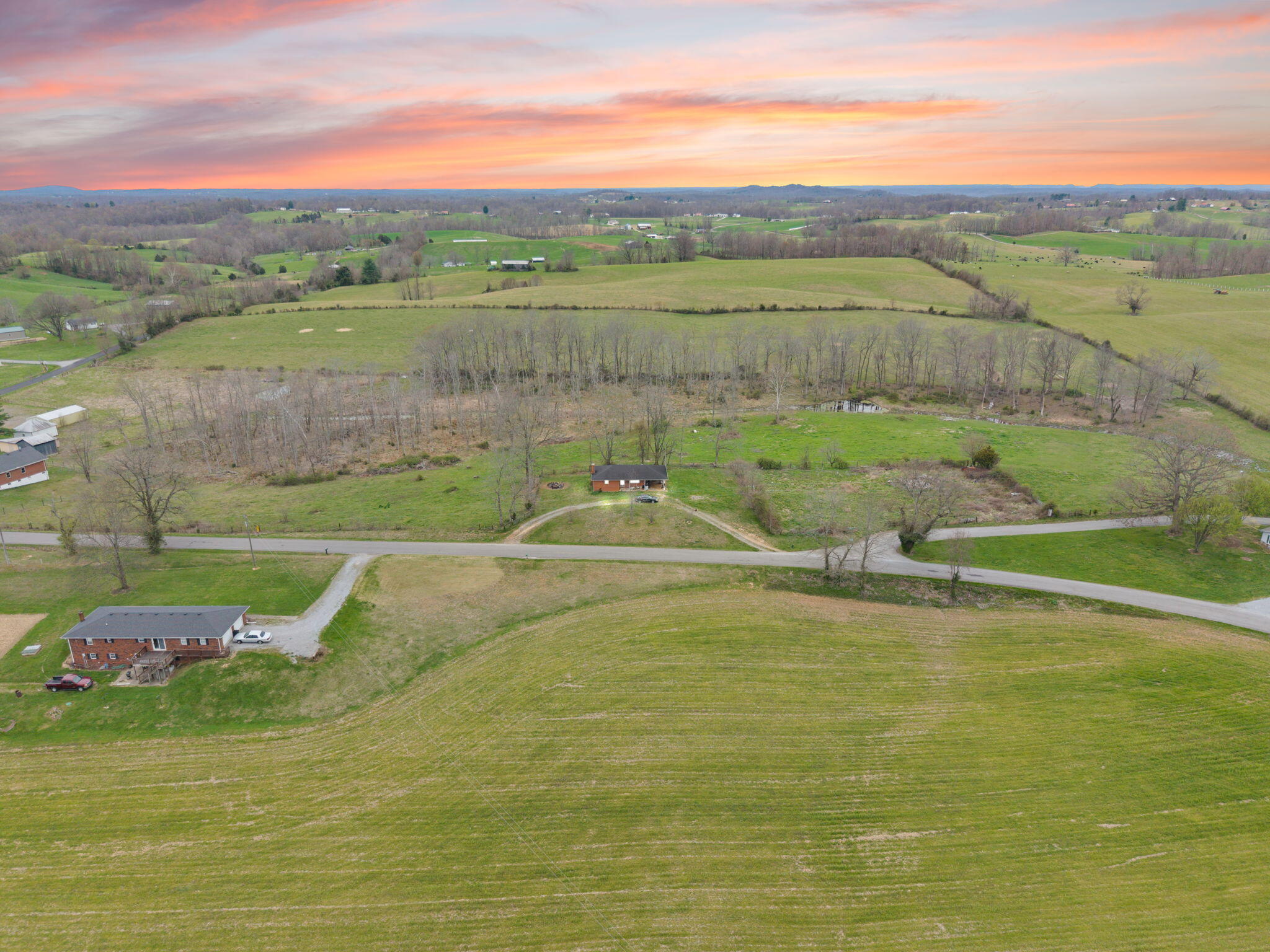 2690 Pond School Road Property Photo 6