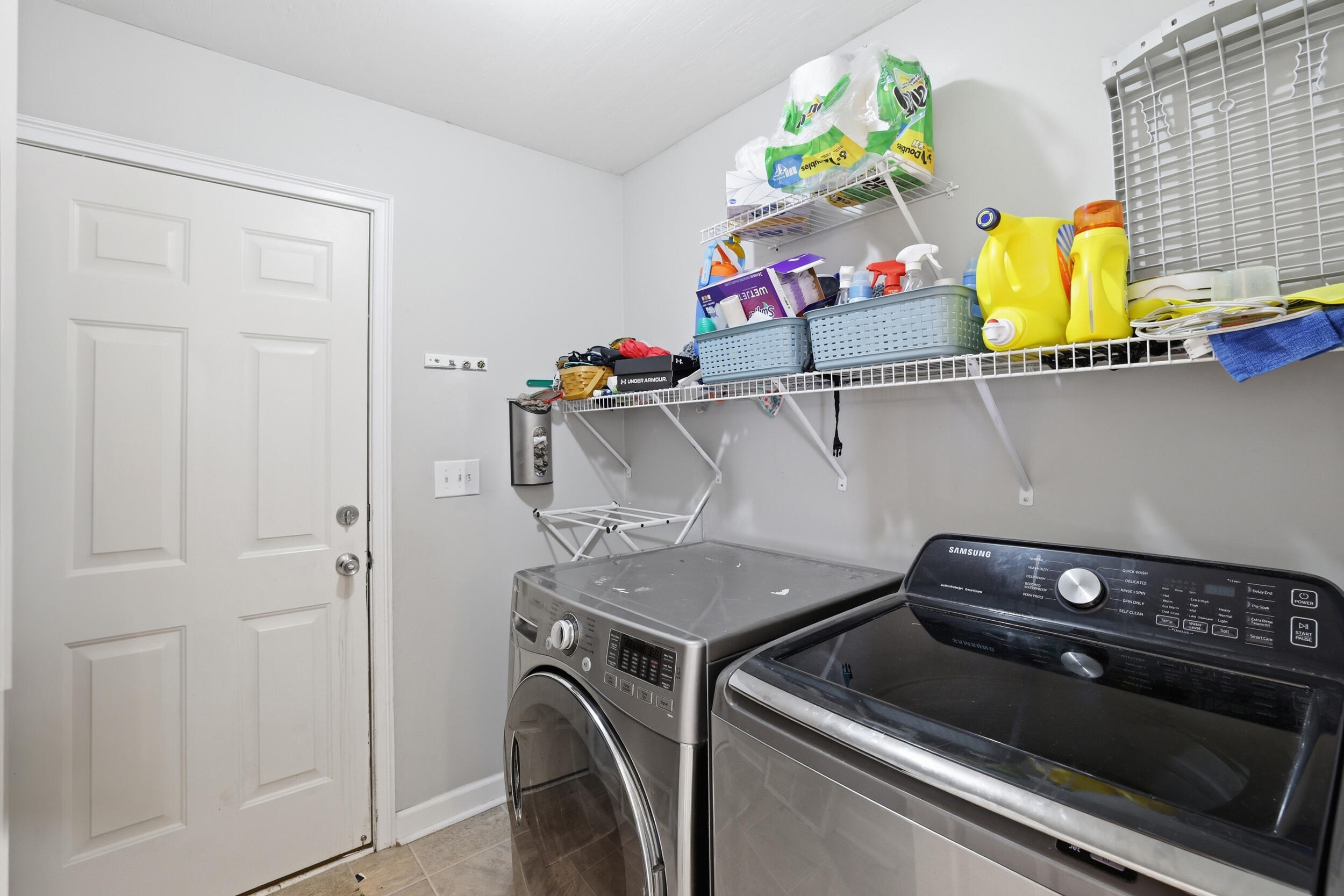 208 Cavalcade Drive Property Photo 17