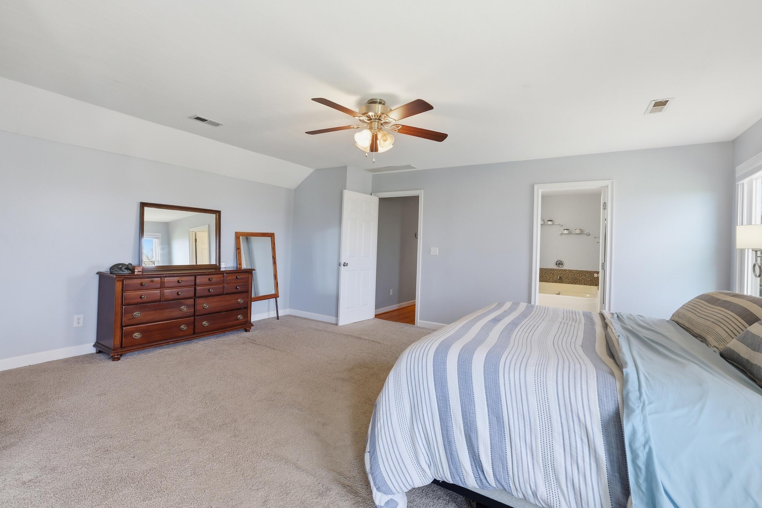 208 Cavalcade Drive Property Photo 24