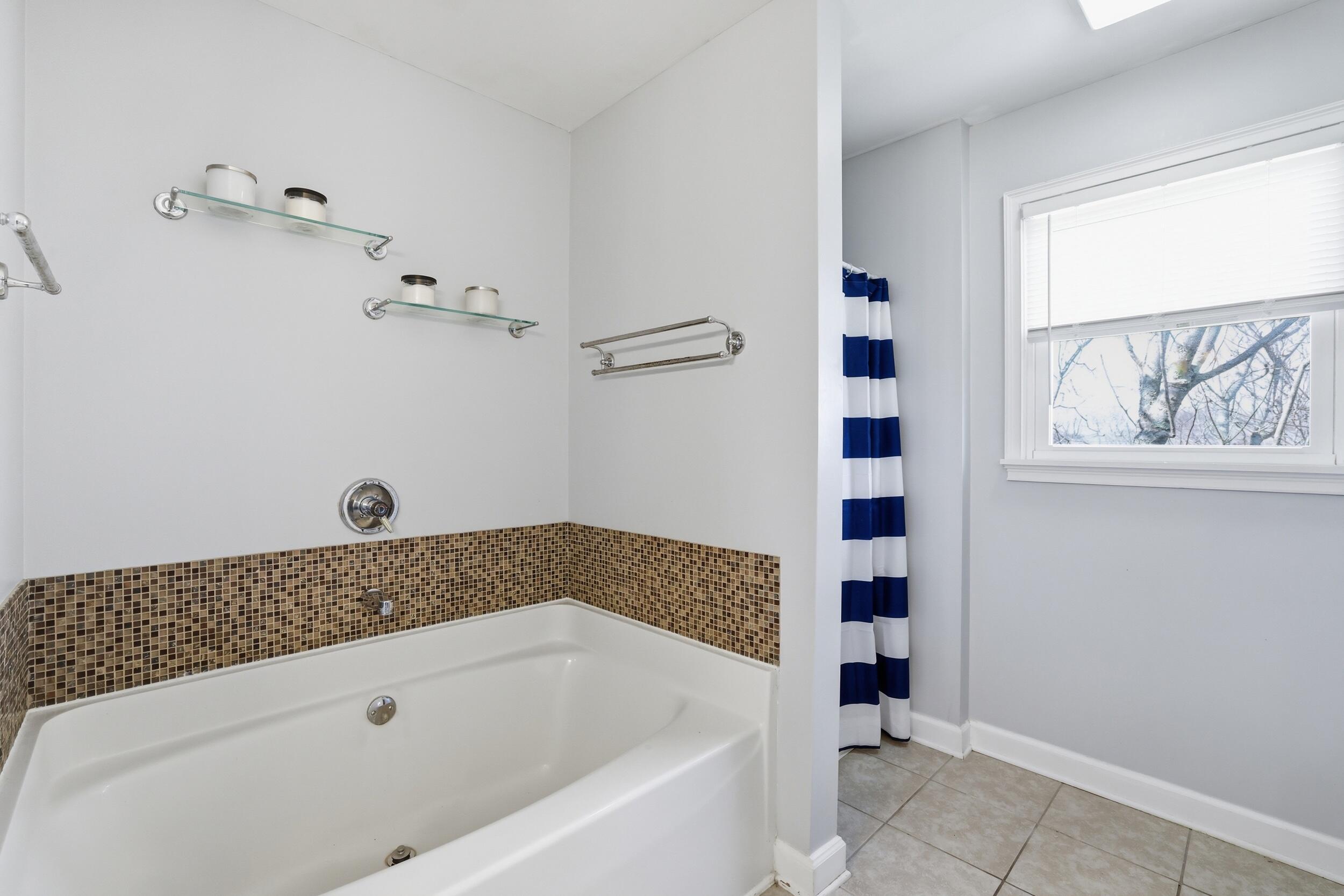 208 Cavalcade Drive Property Photo 28