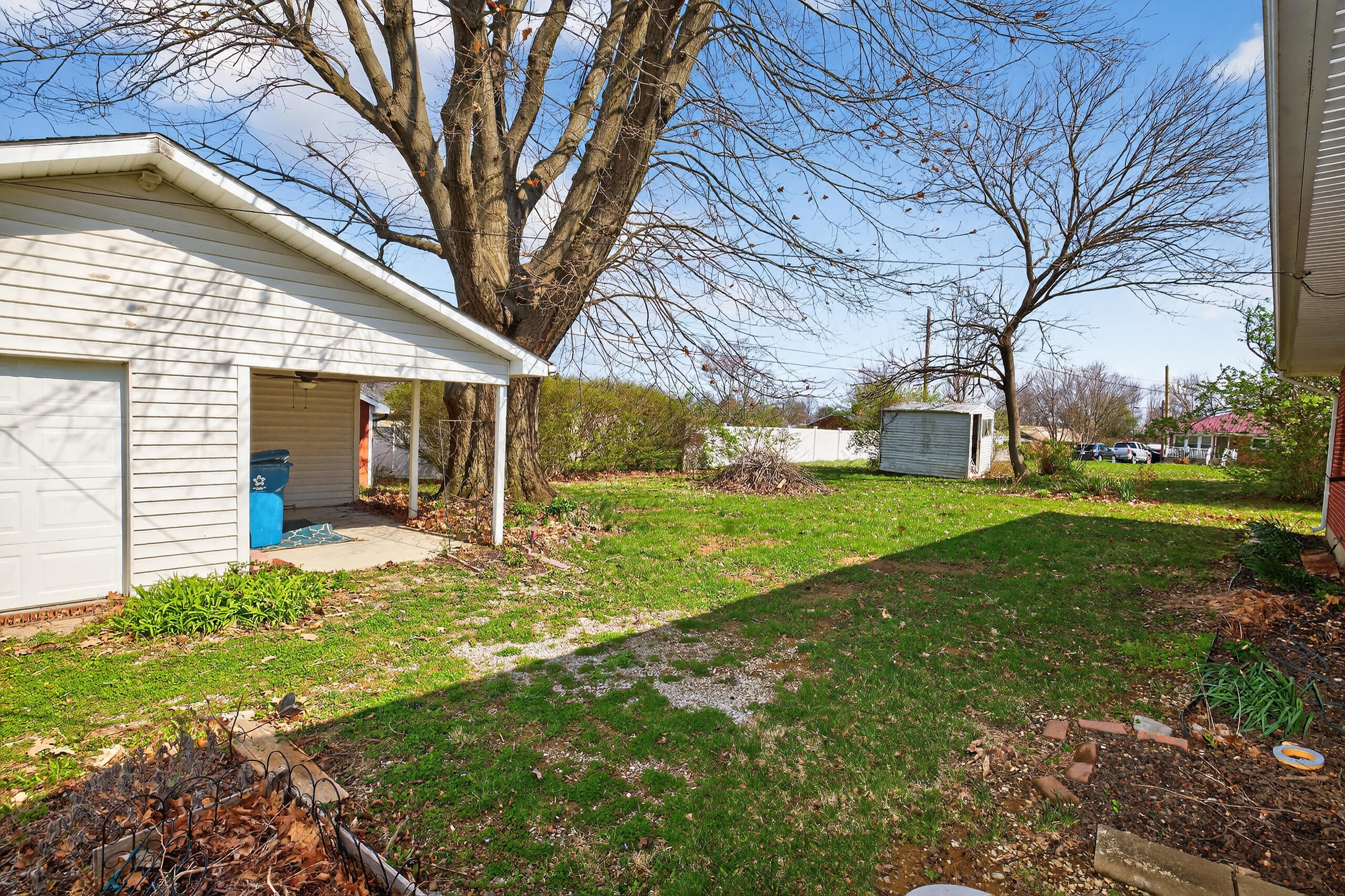 102 Donna Drive Property Photo 24