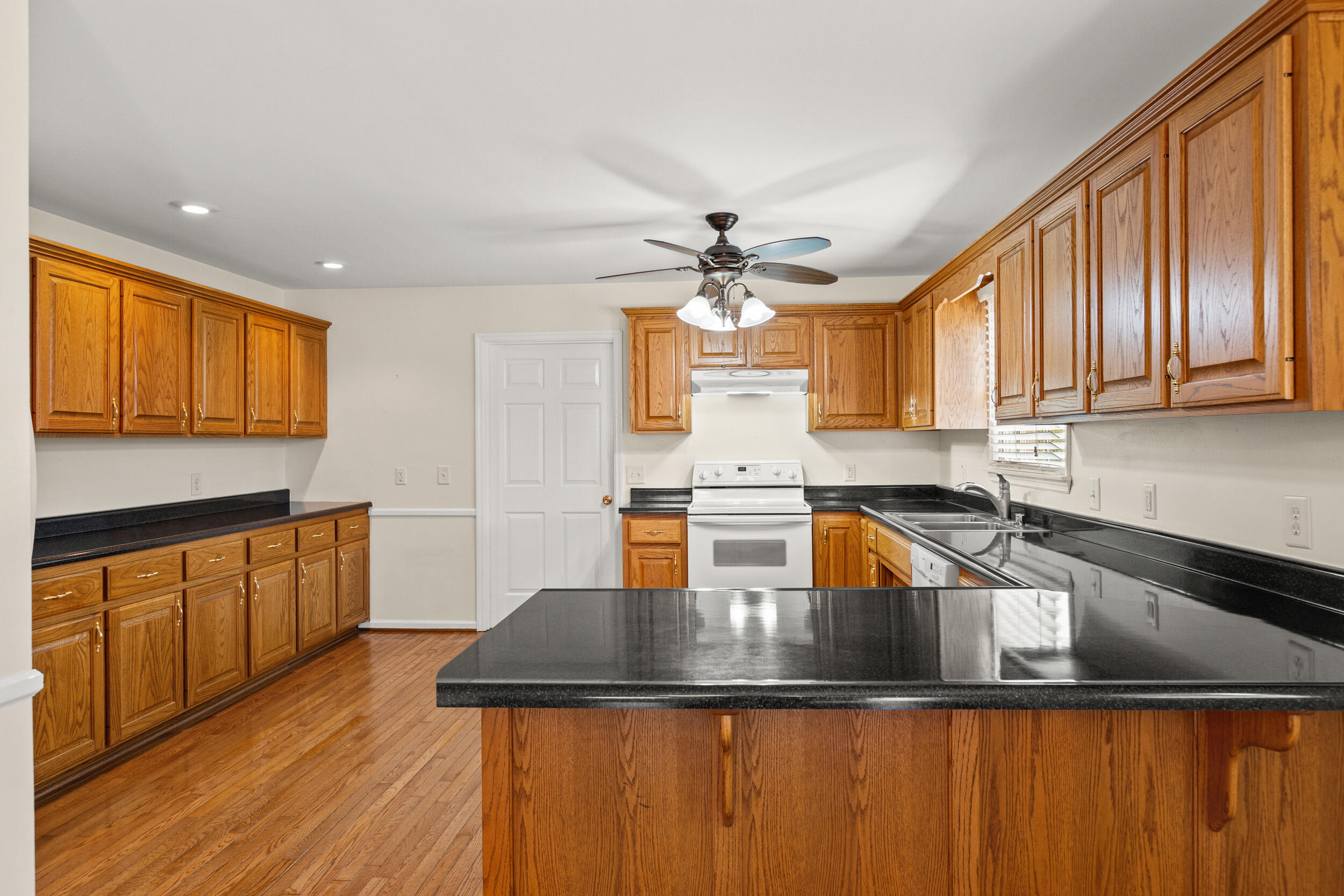 1233 Johnson Road Property Photo 24