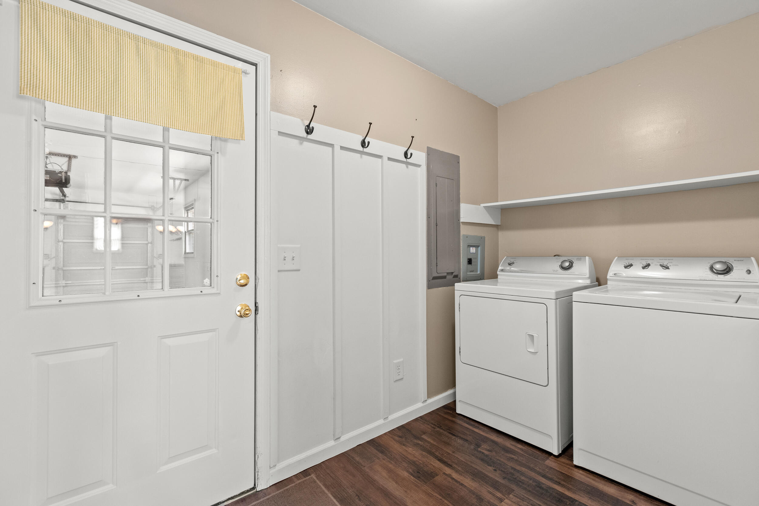 1233 Johnson Road Property Photo 28