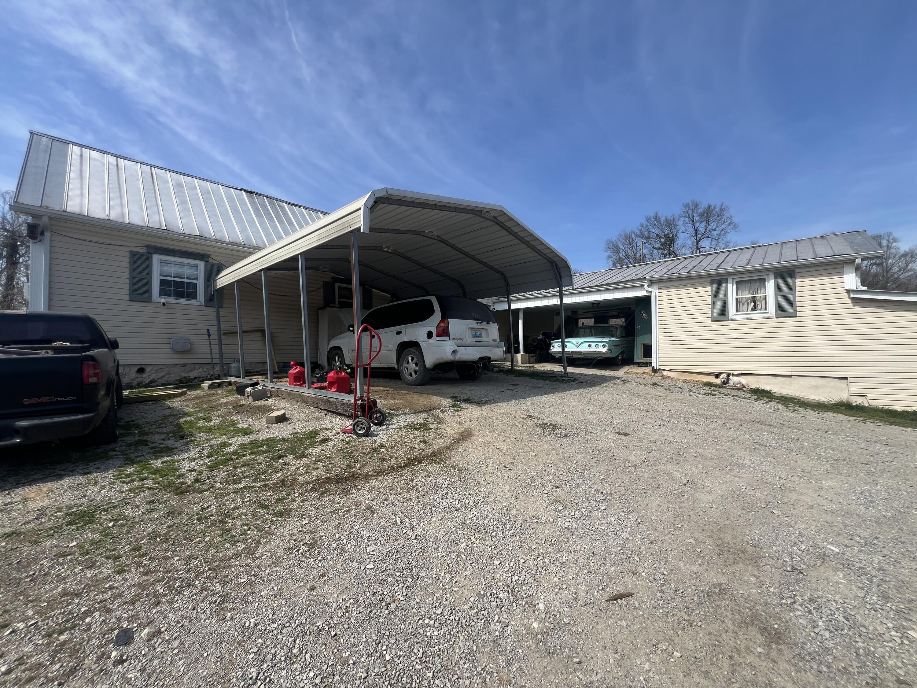 447 Arkle Road Property Photo 2