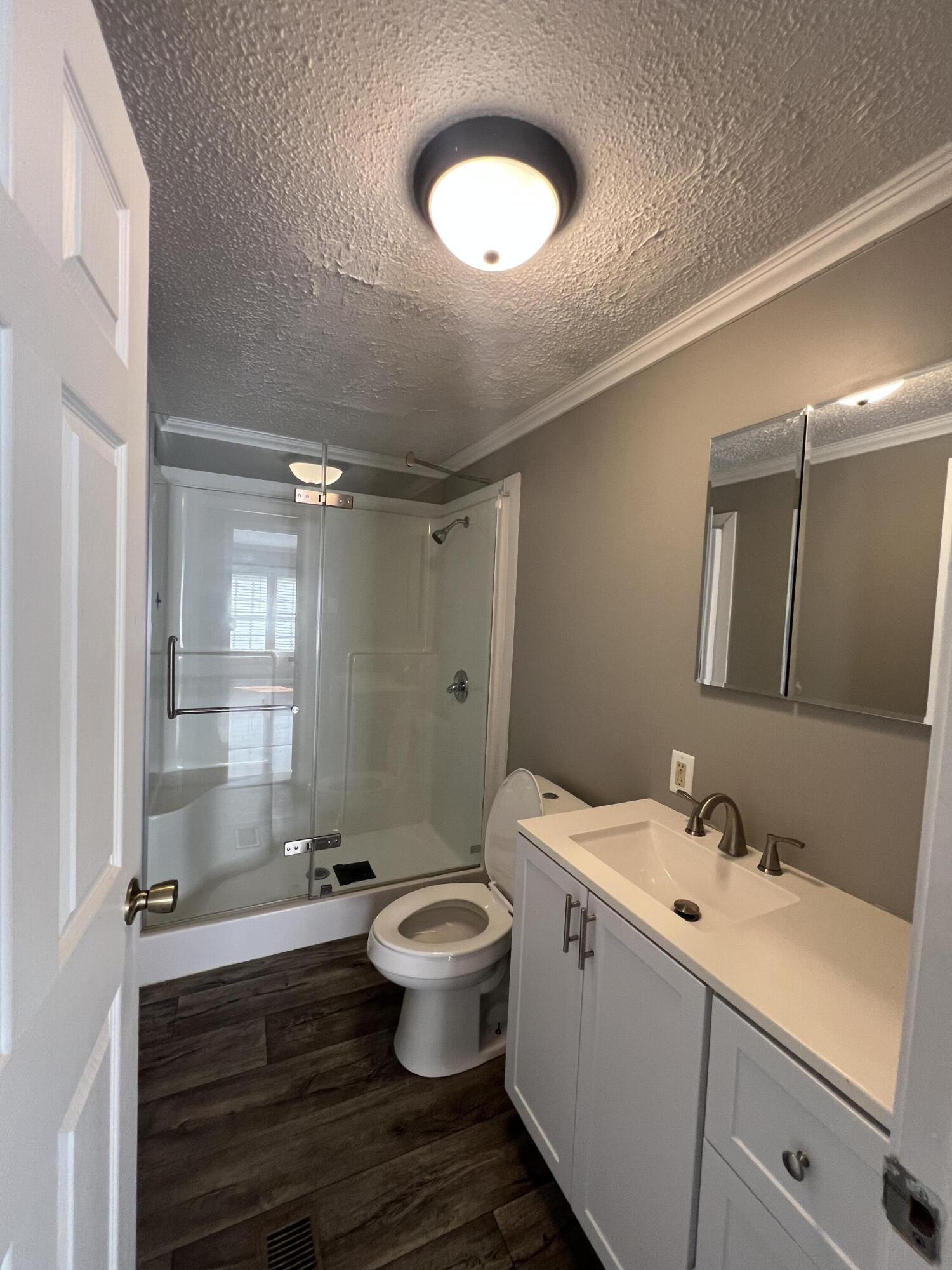 126 S Combs Avenue Property Photo 10