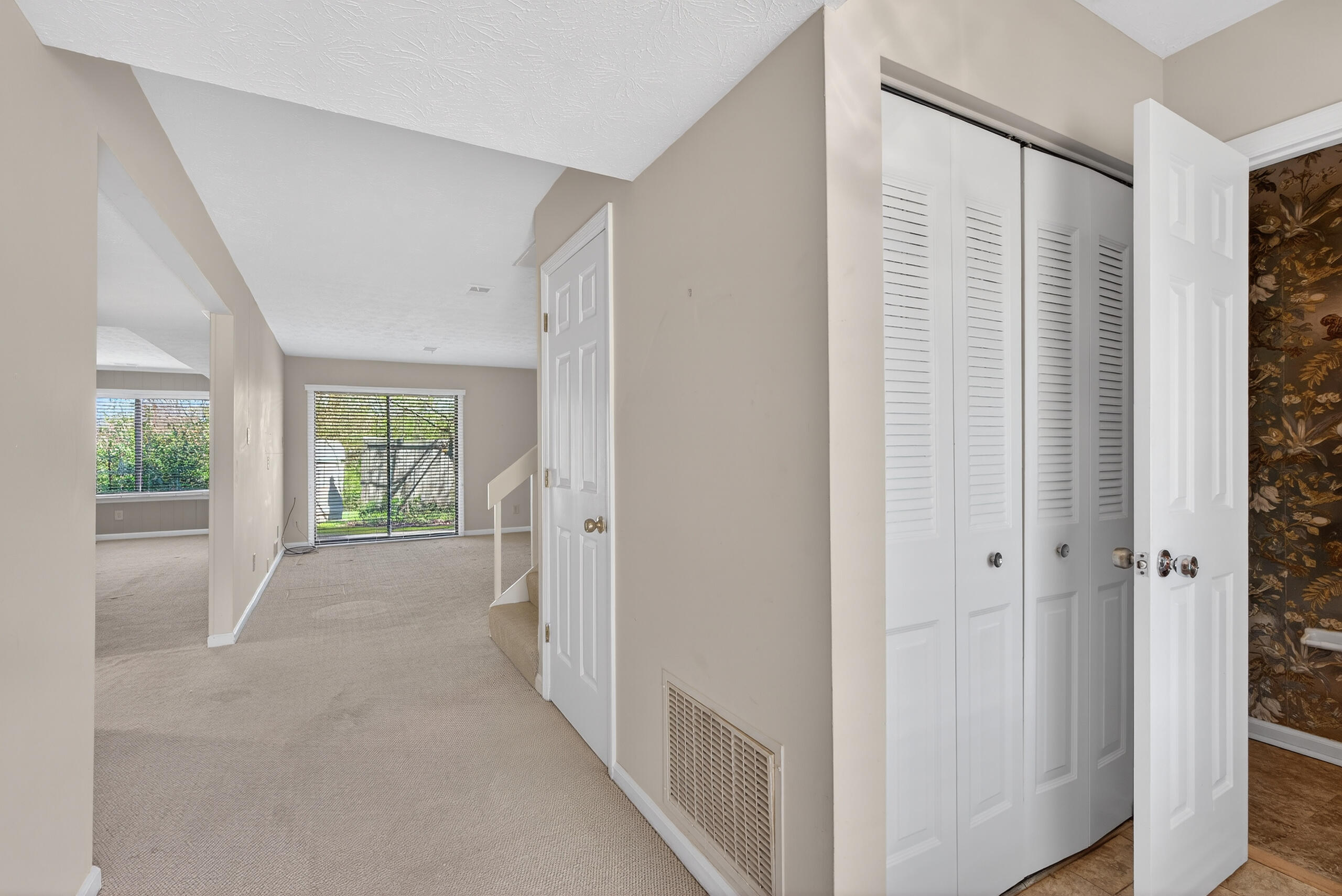 500 Laketower Drive 51 Property Photo 6