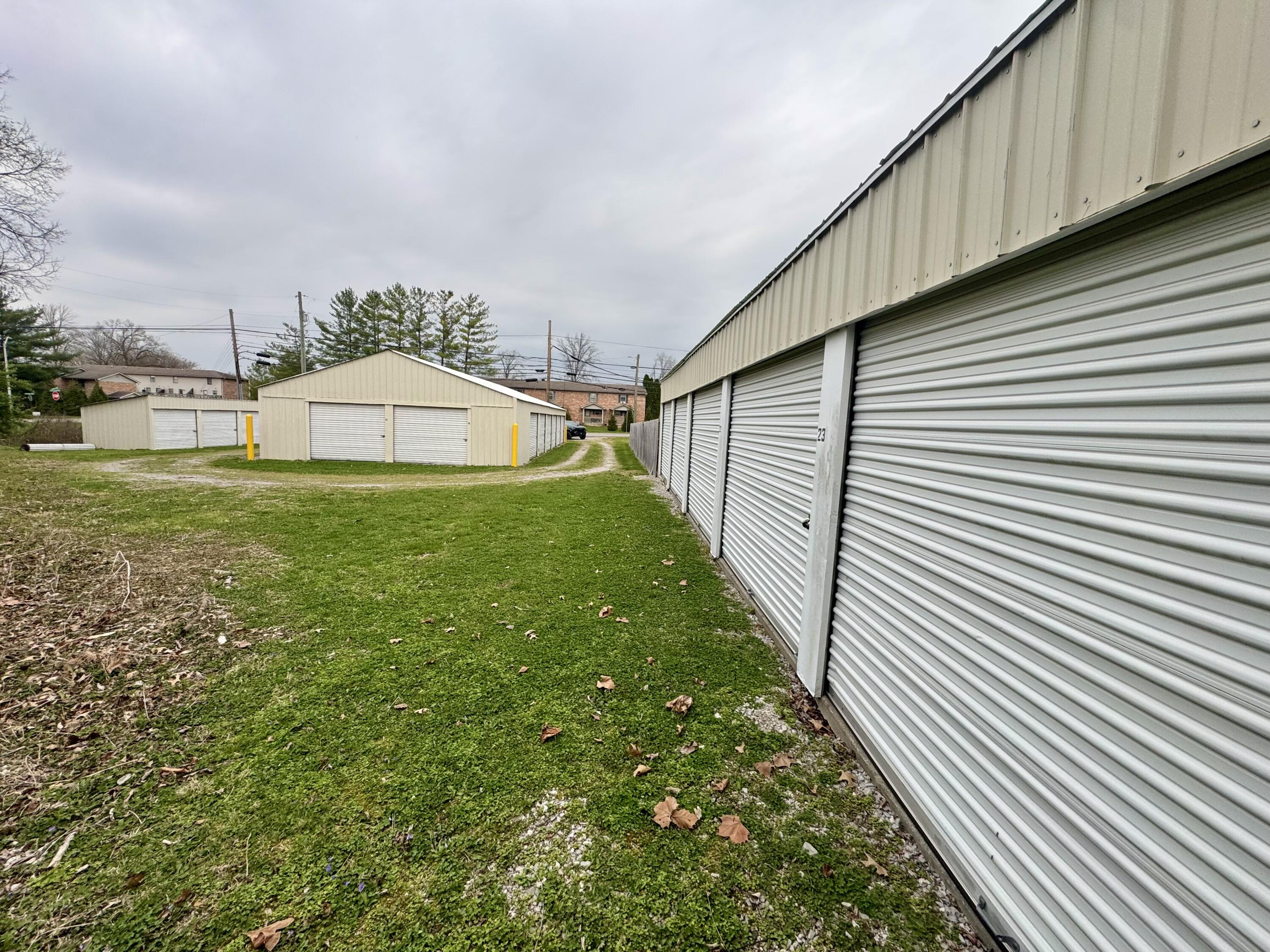 1031 Highway 1016 Property Photo 3