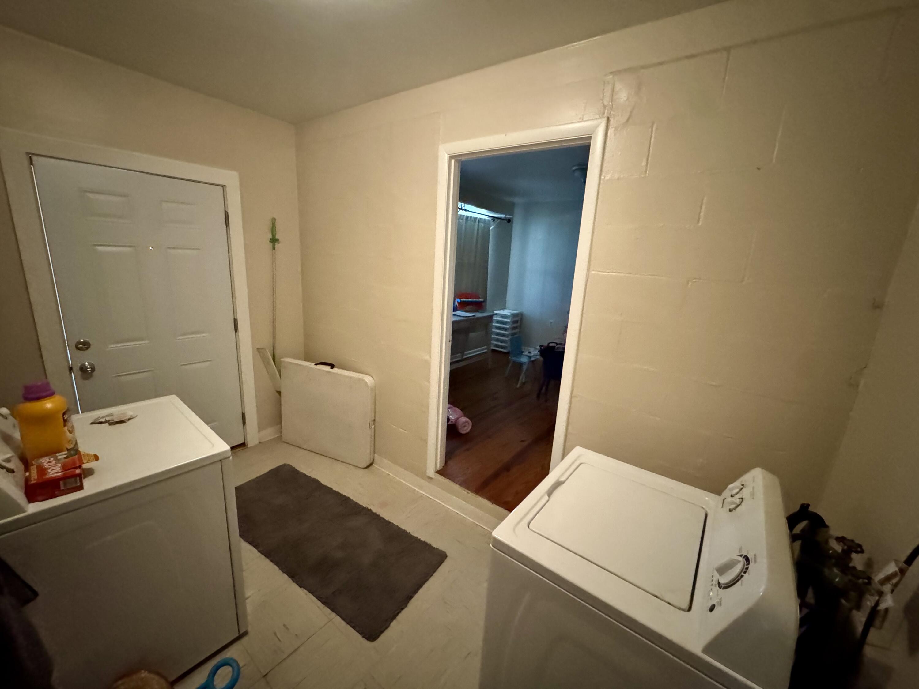 1031 Highway 1016 Property Photo 32