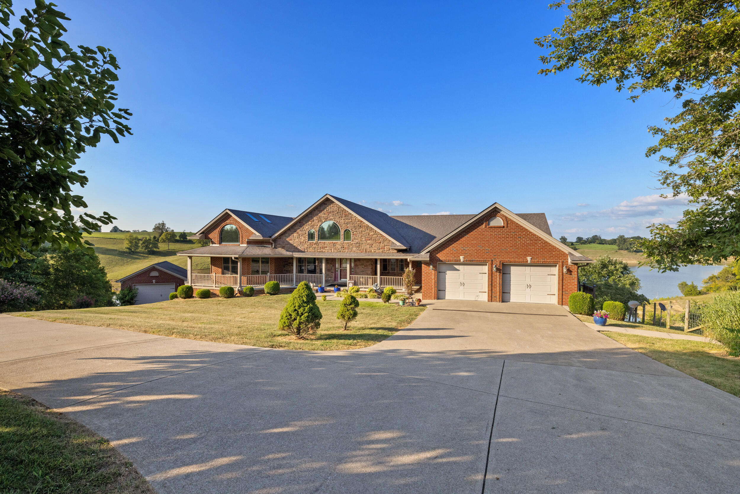5401 Mccormick Road Property Photo 1