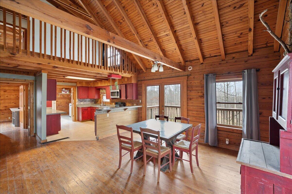 1049 Mcdonald Road Property Photo 8