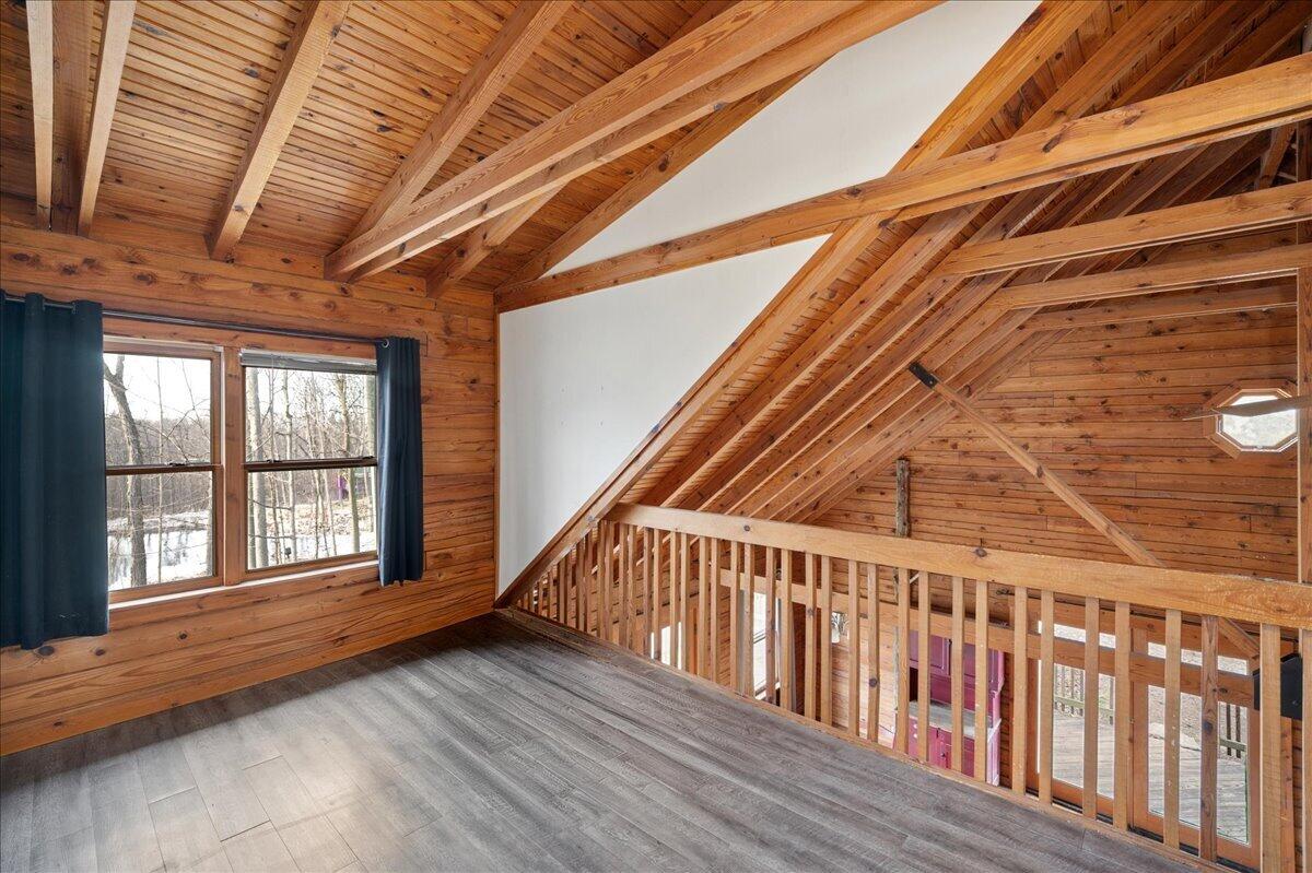 1049 Mcdonald Road Property Photo 12