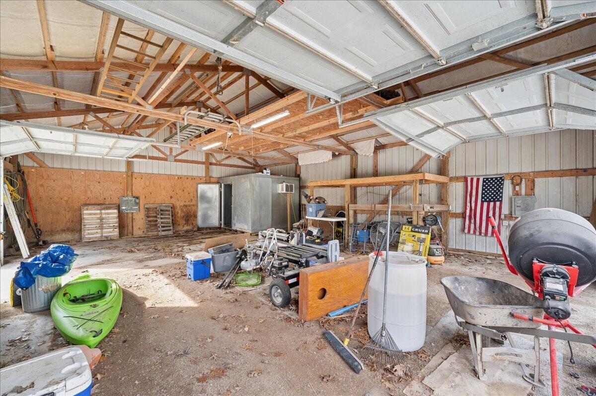 1049 Mcdonald Road Property Photo 28