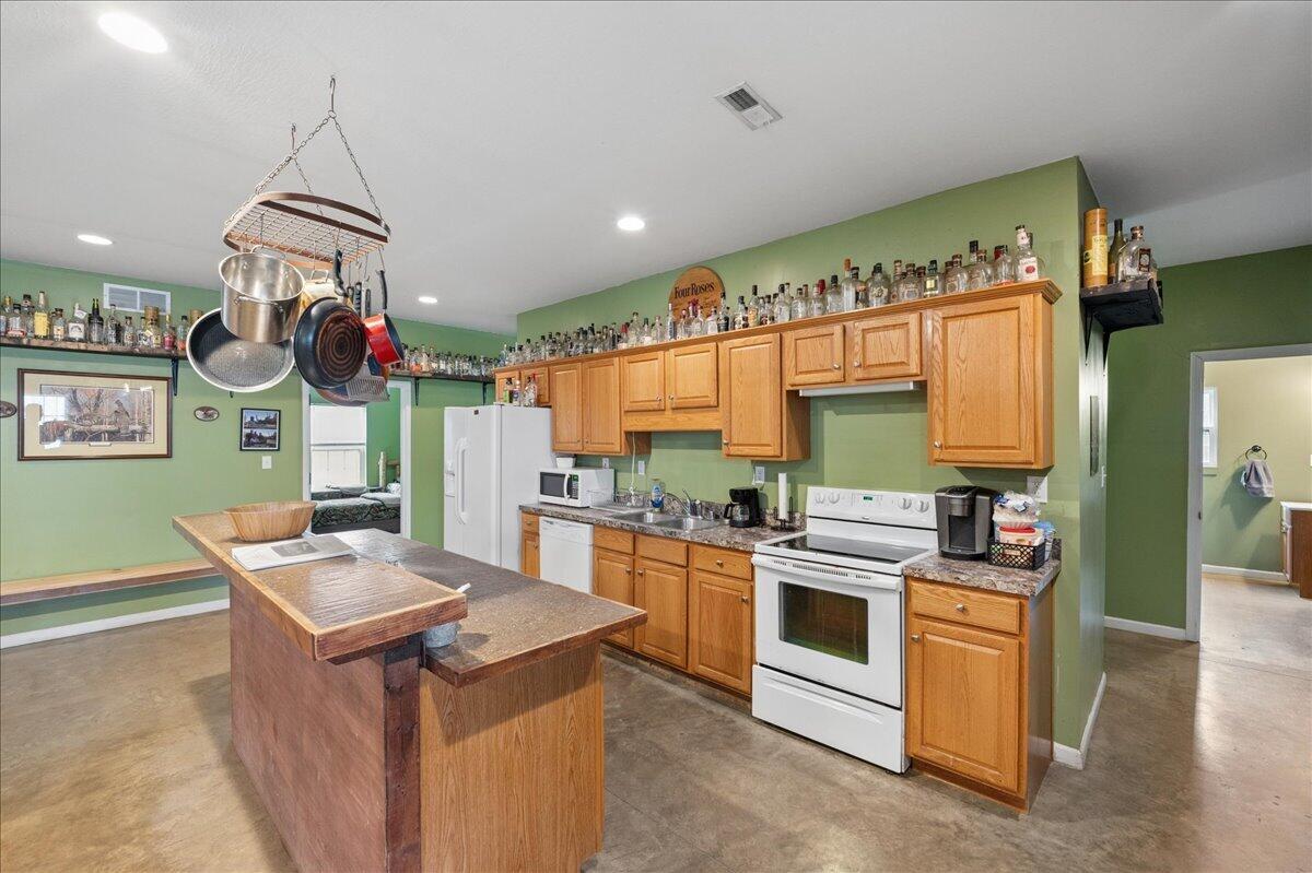 1049 Mcdonald Road Property Photo 46