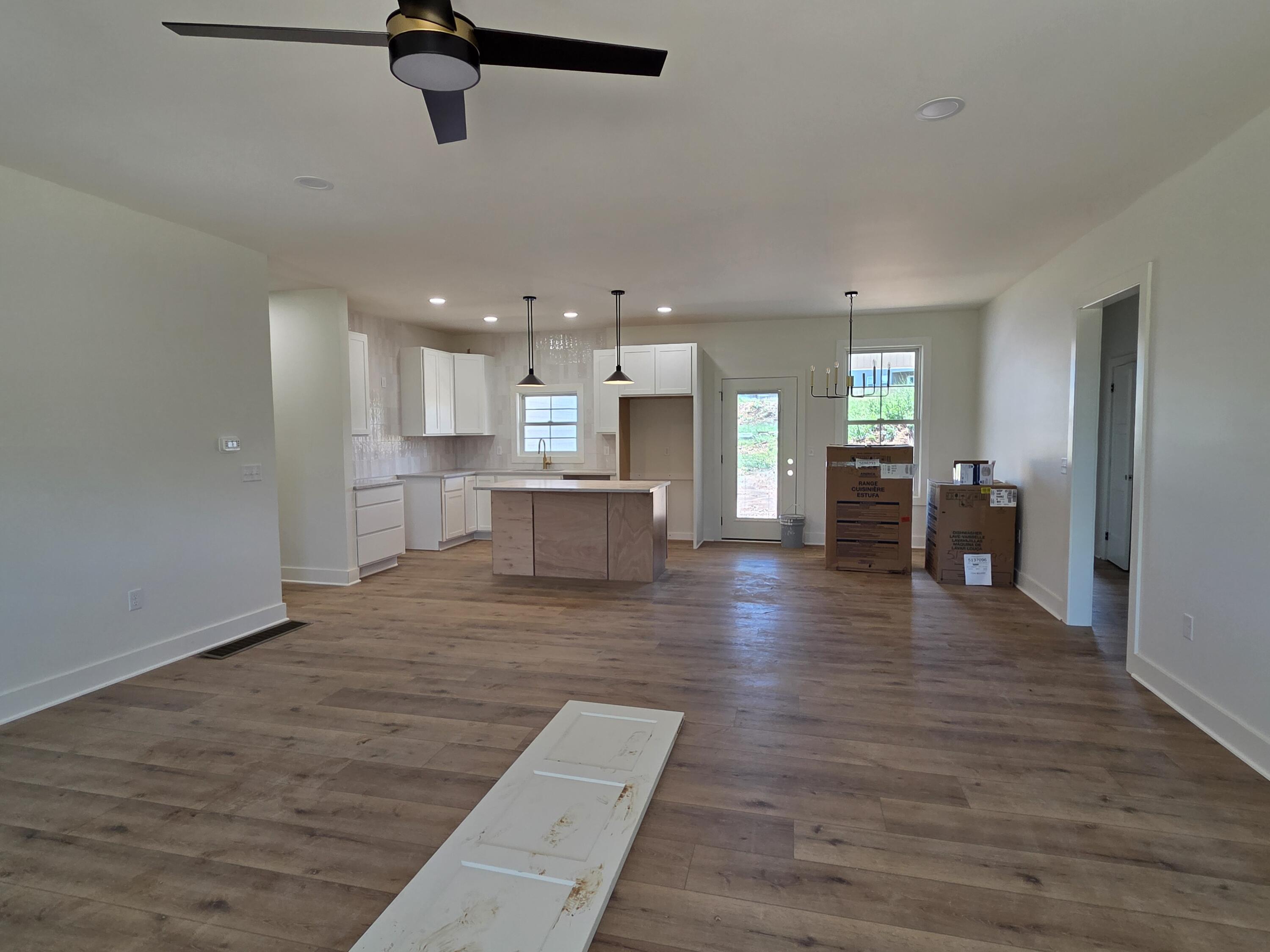 401 Krauss Drive Property Photo 6