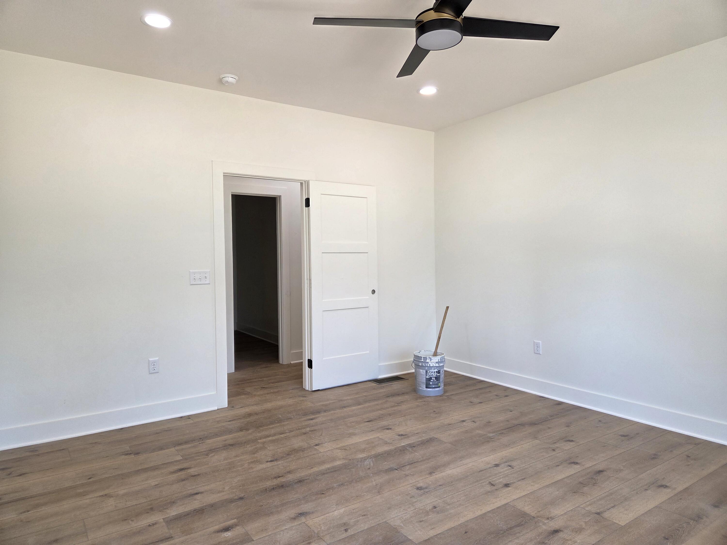 401 Krauss Drive Property Photo 17
