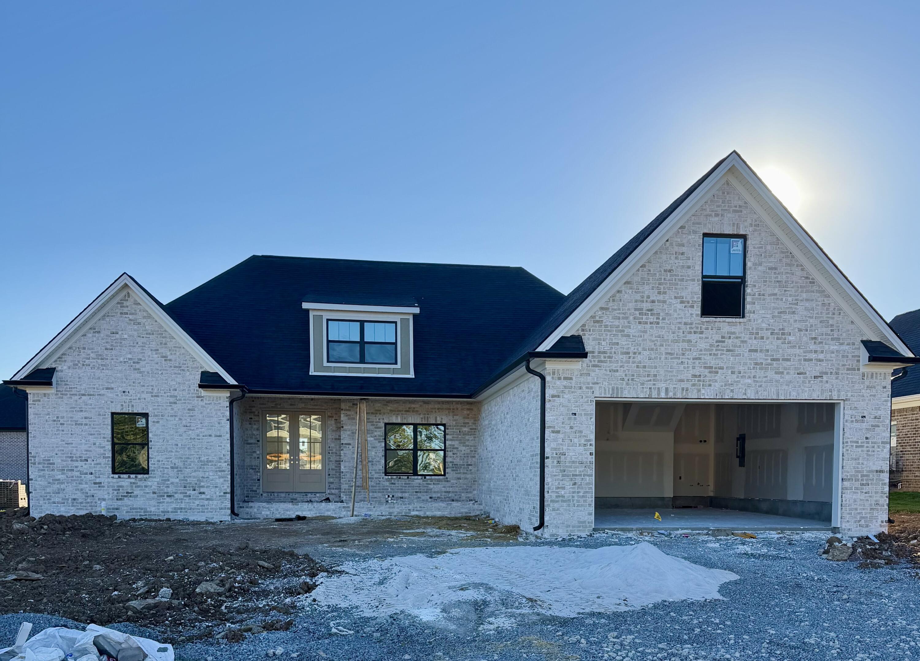 104 Wiley Way Property Photo 1