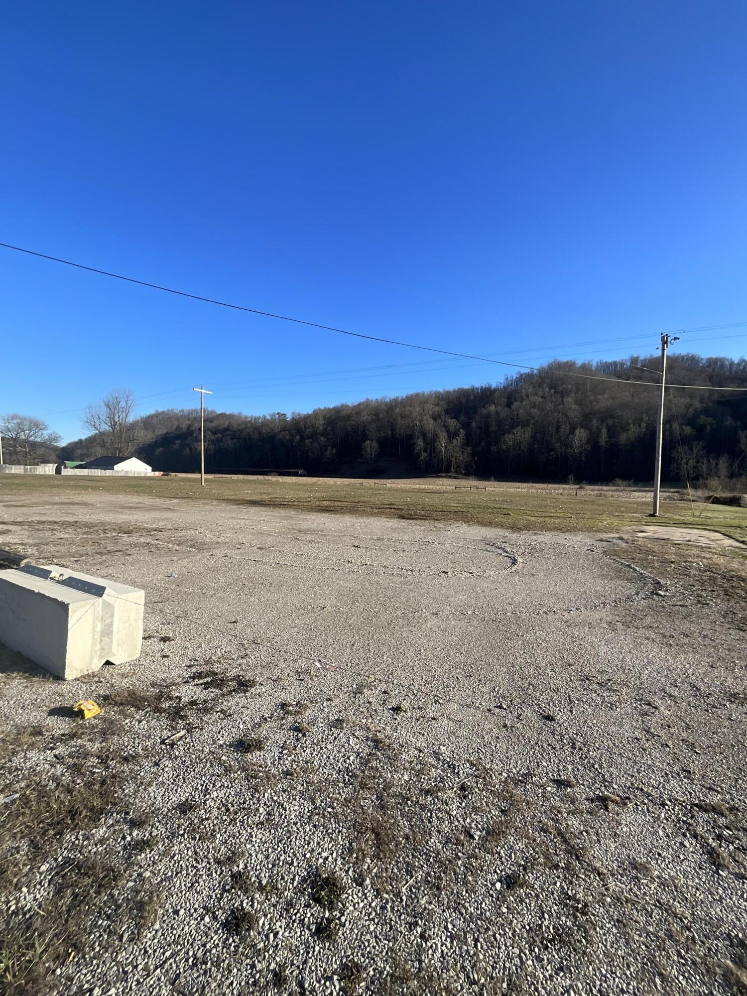 00 N Ky-11 Property Photo 2