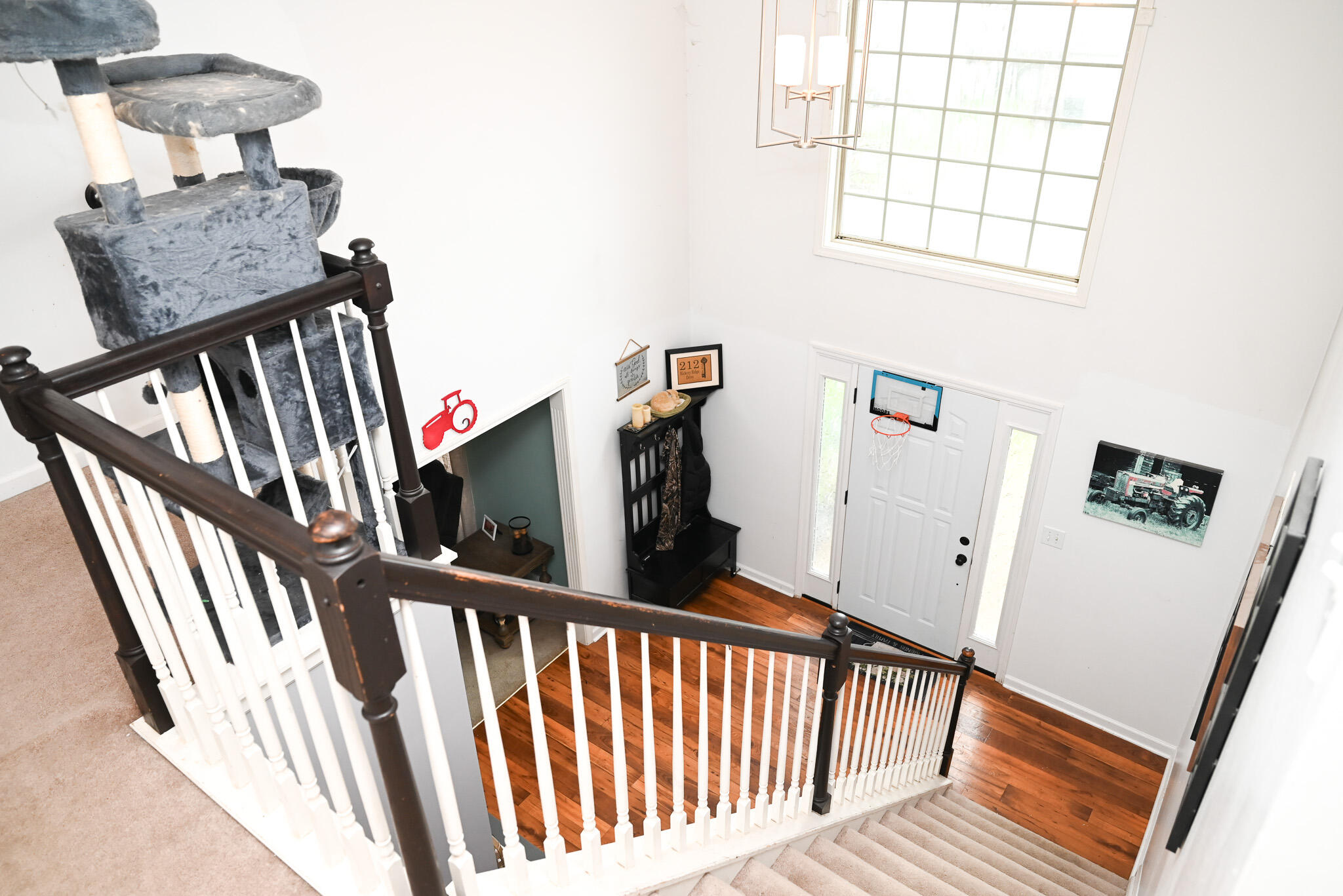 212 Hickory Ridge Lane Property Photo 8