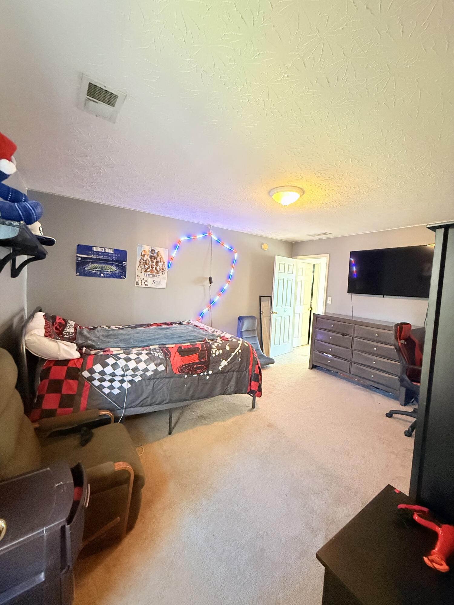 212 Hickory Ridge Lane Property Photo 23