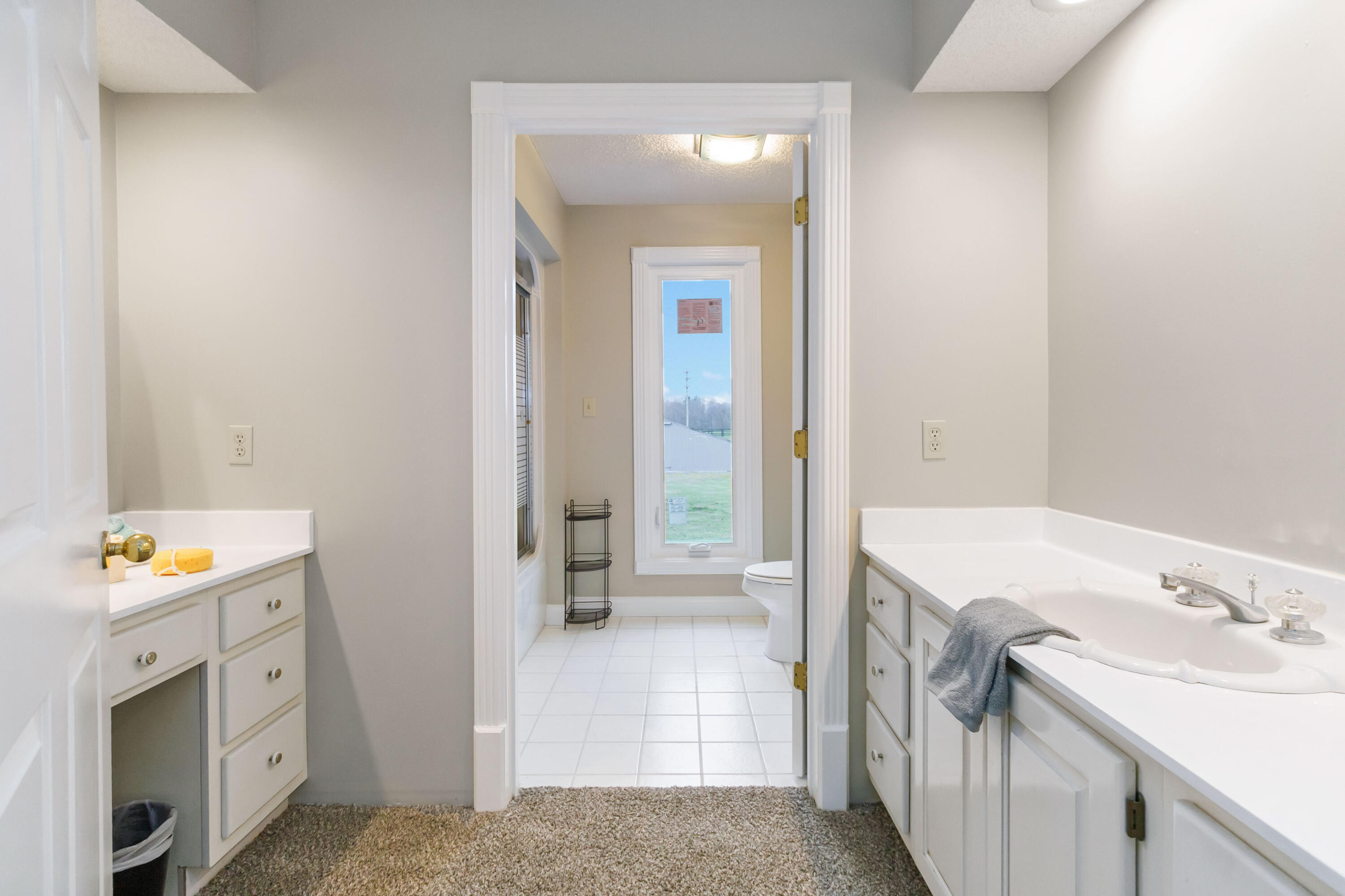 2056 W Laurel Road Property Photo 13