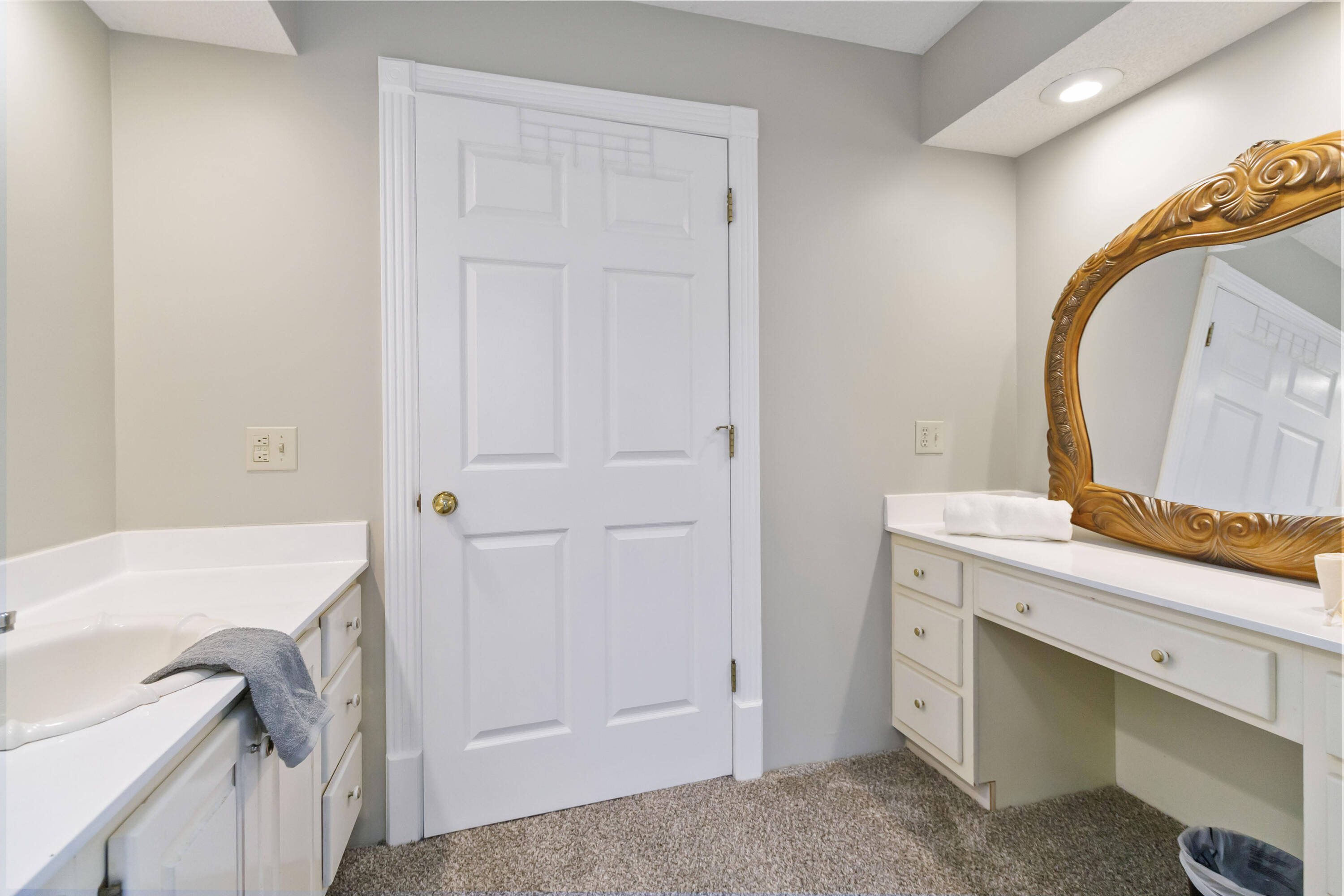 2056 W Laurel Road Property Photo 14
