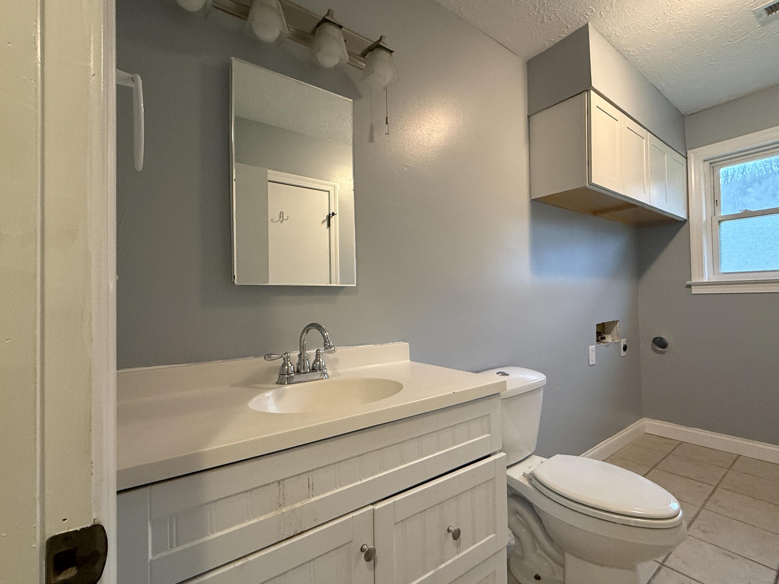 810 Boone Place Property Photo 5