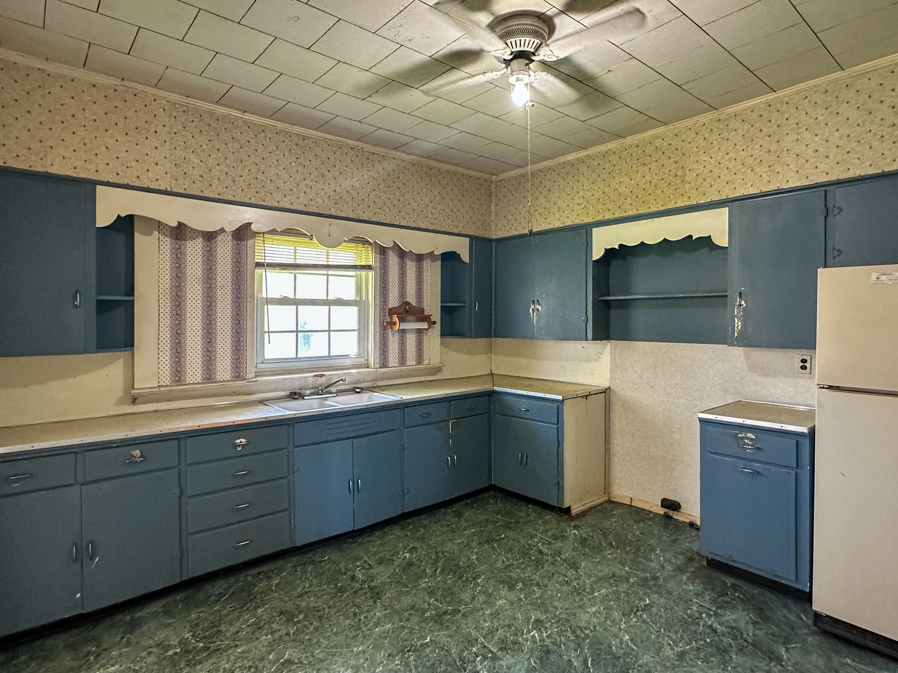 174 Cook Avenue Property Photo 16