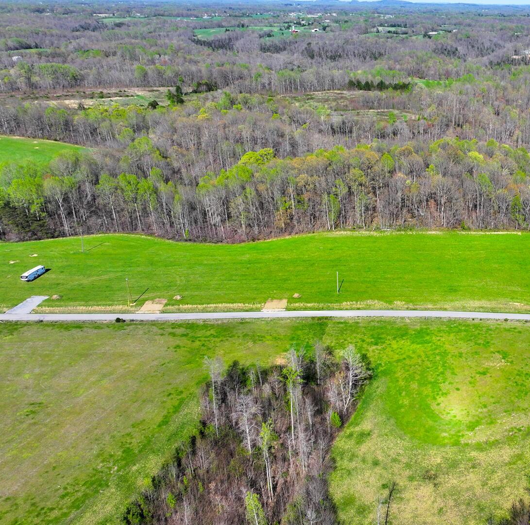 3136 Parks Ridge Road Property Photo 2