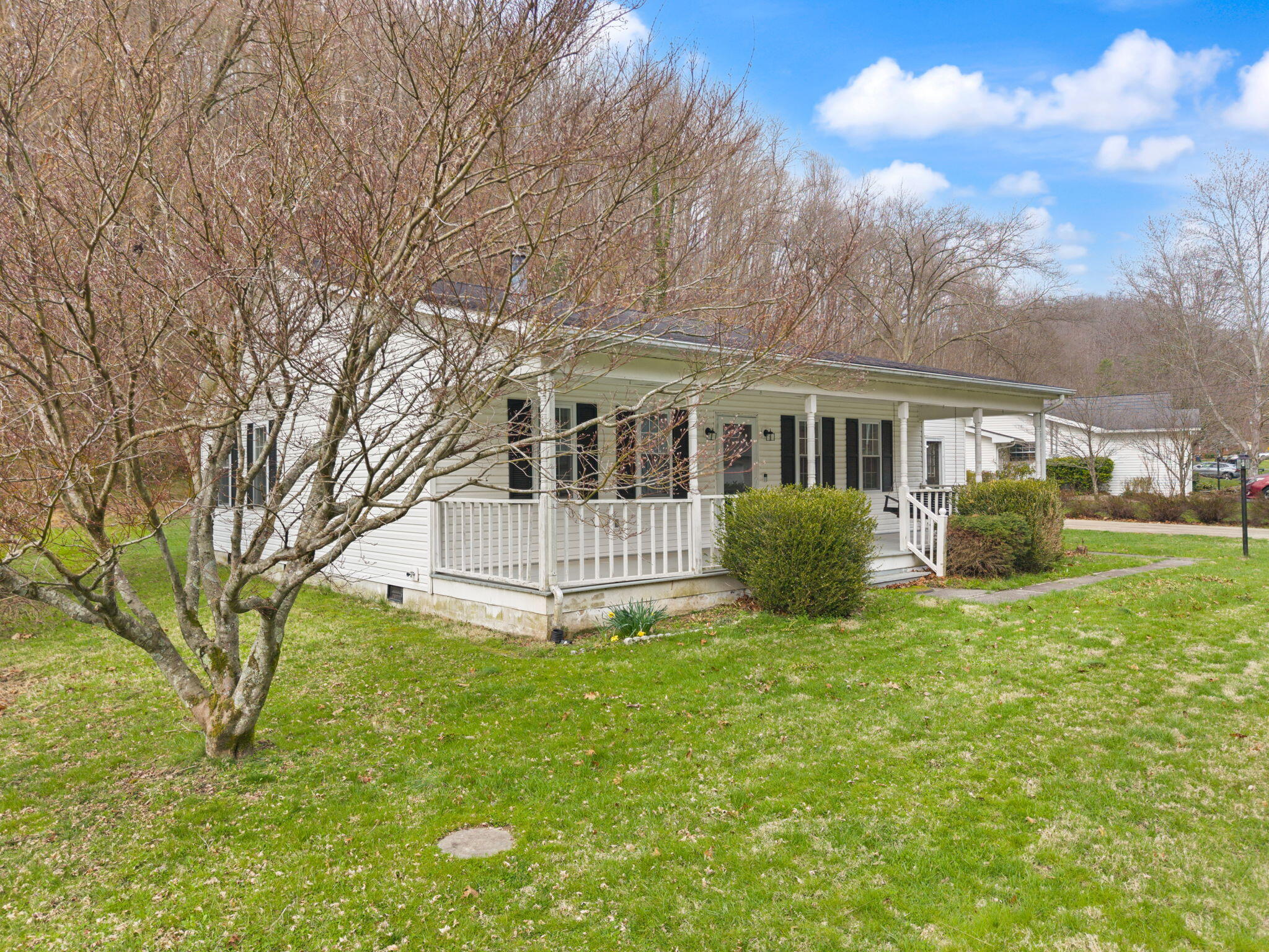 703 Knapp Avenue Property Photo 4