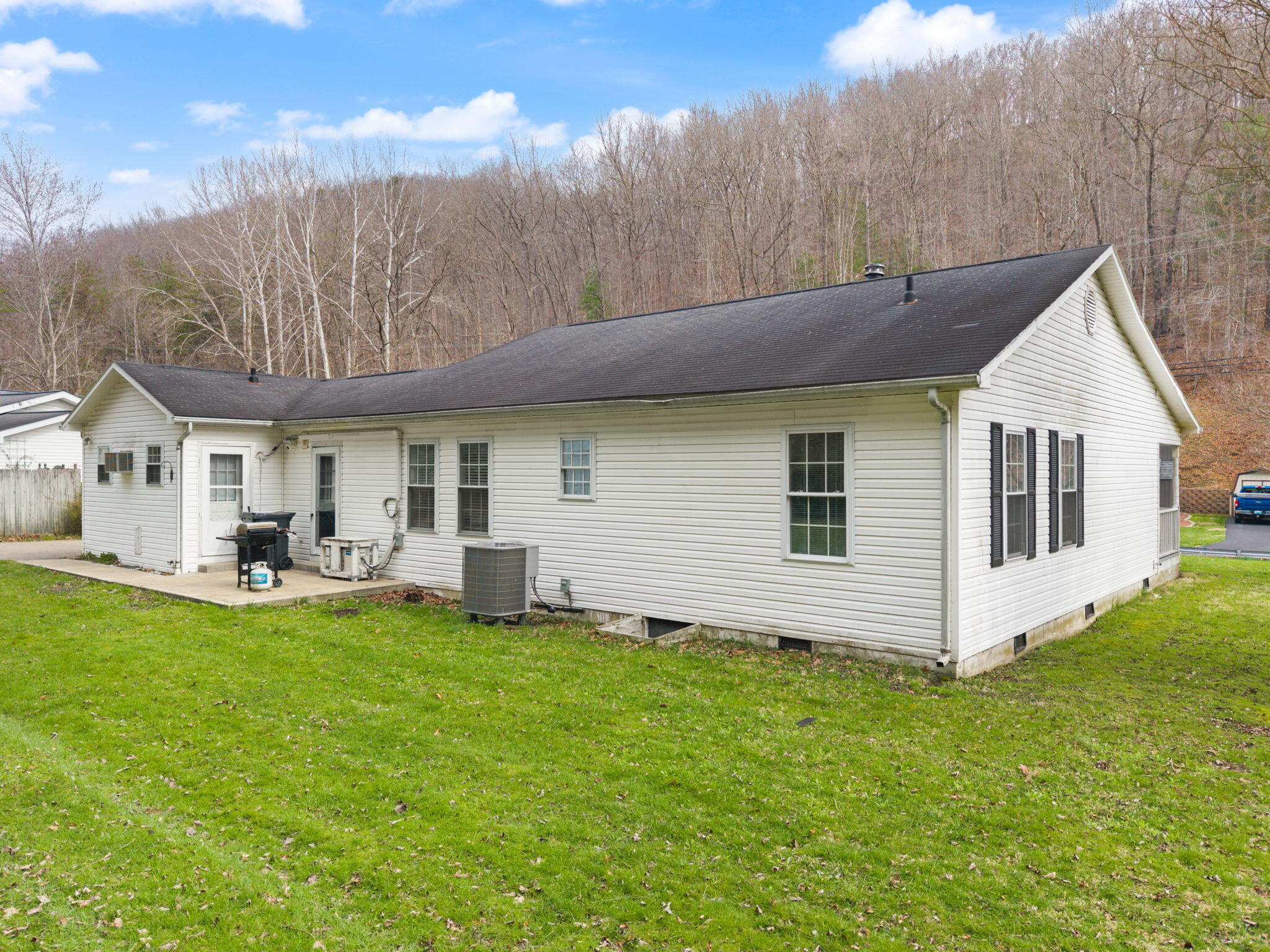 703 Knapp Avenue Property Photo 8