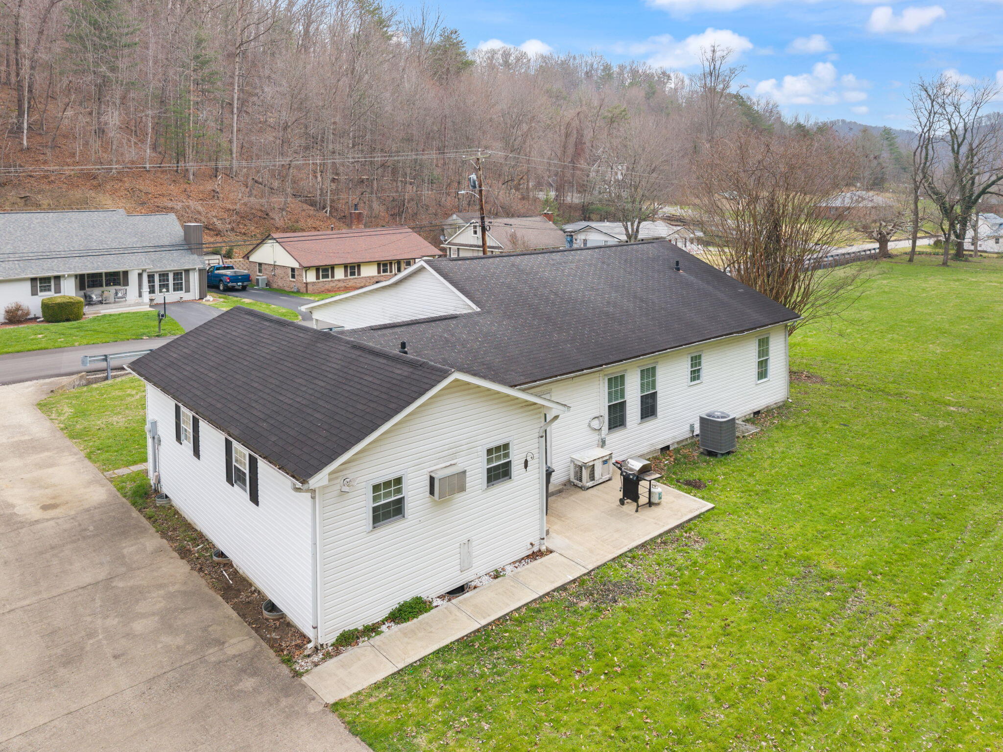 703 Knapp Avenue Property Photo 10