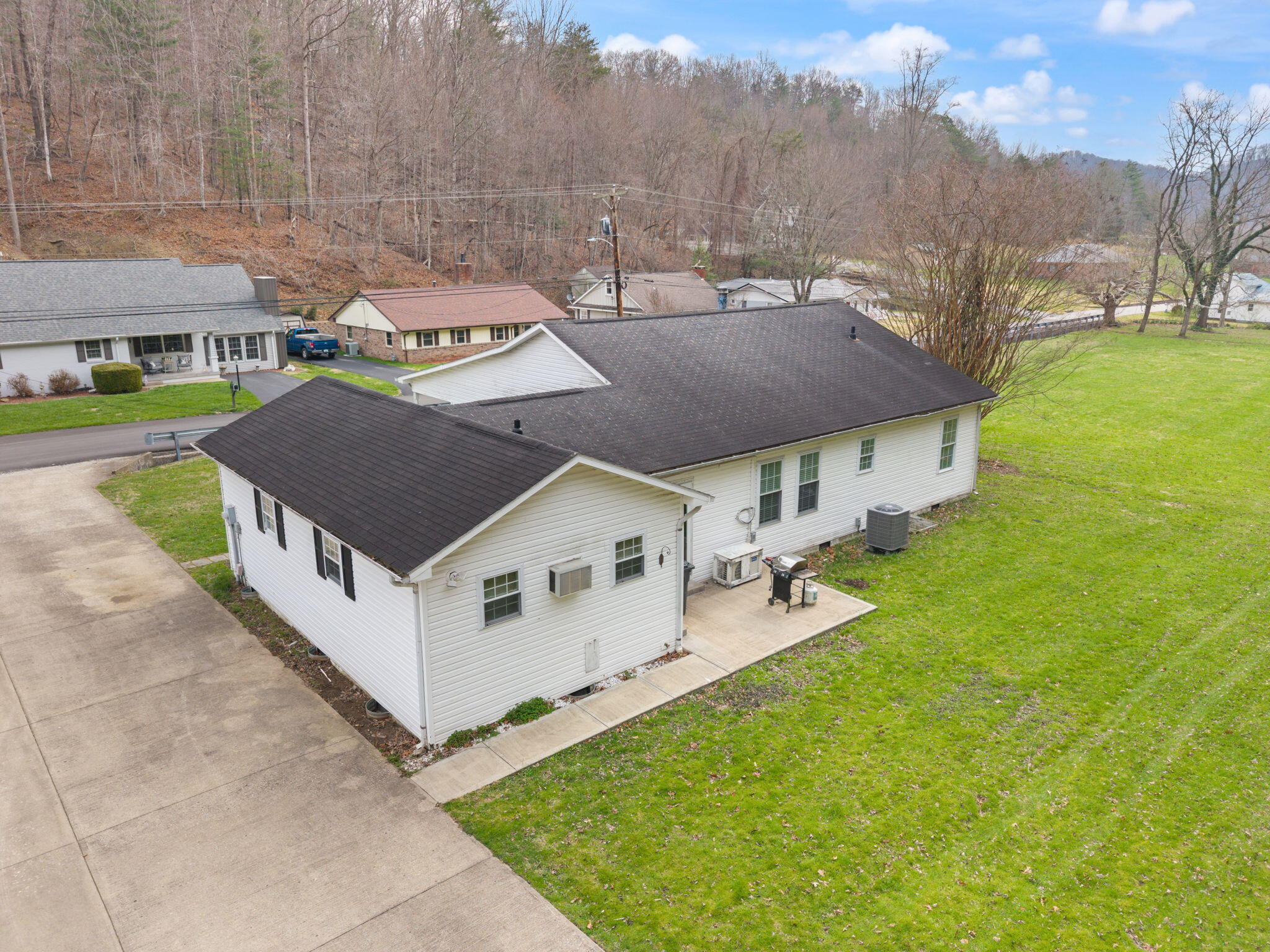 703 Knapp Avenue Property Photo 11